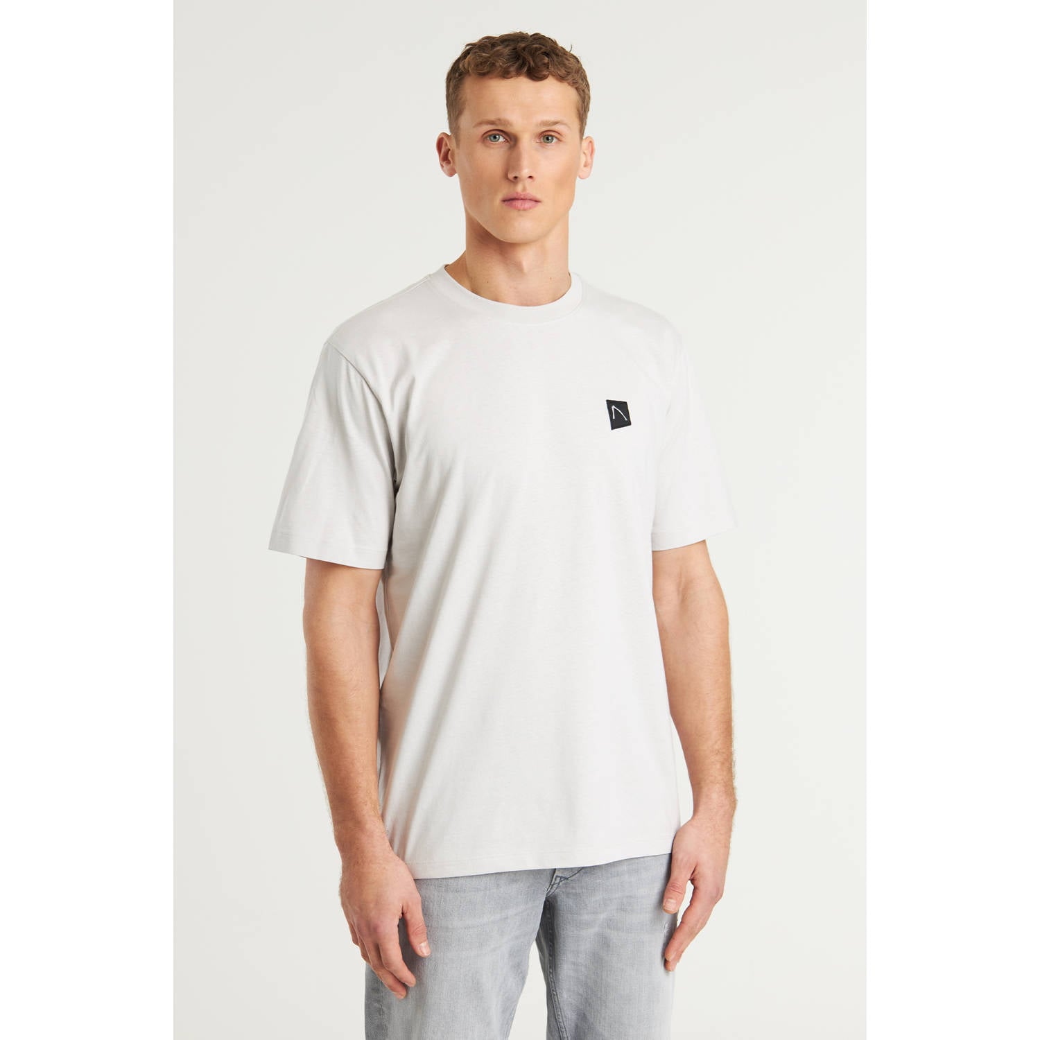 CHASIN' T-shirt lichtgrijs