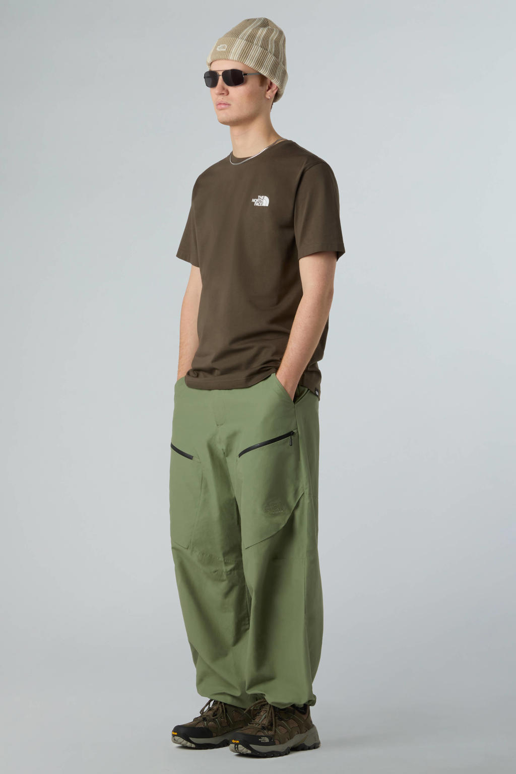 Bruine heren The North Face regular T-shirt van katoen met logo dessin, korte mouwen en ronde hals