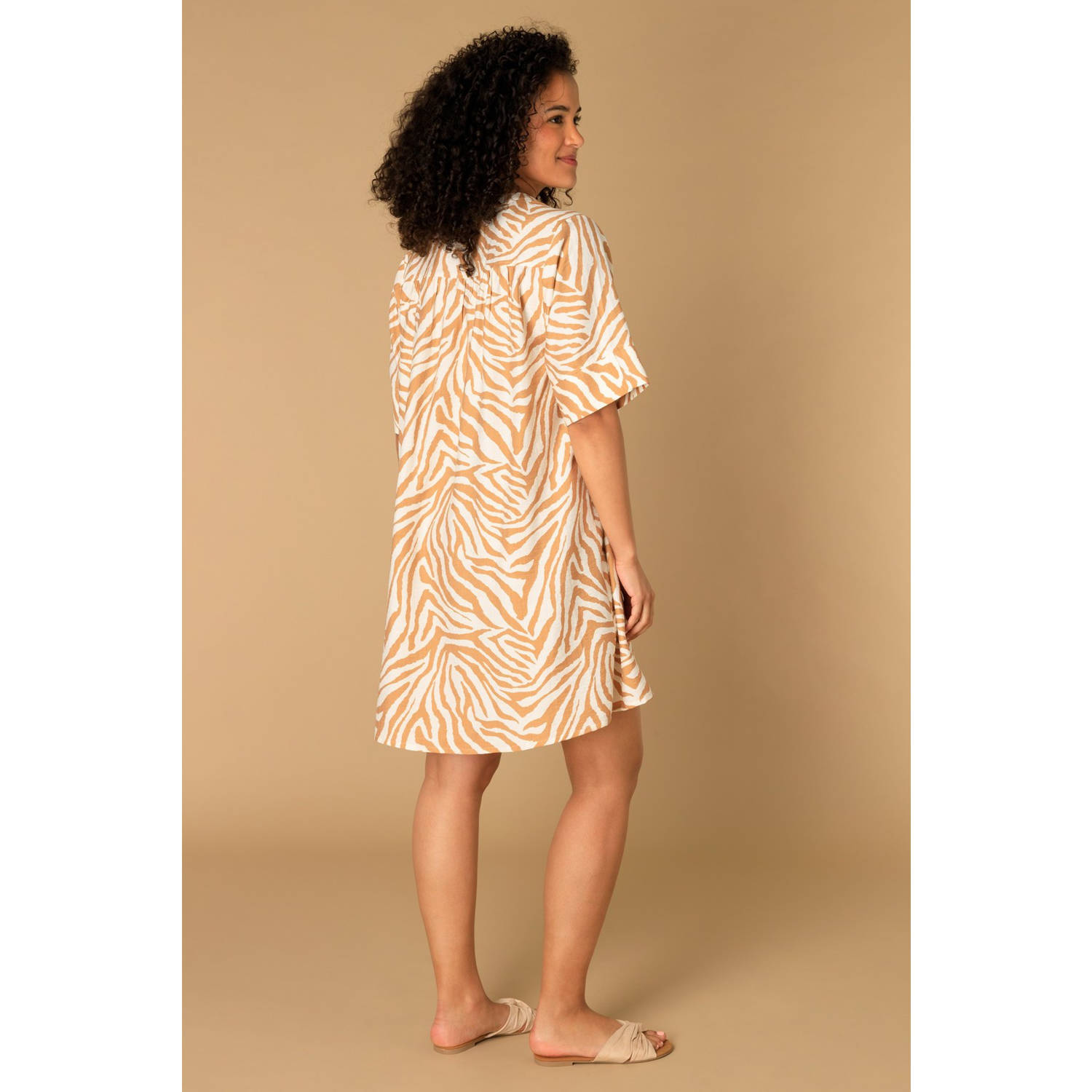 Ivy Beau zomerjurk beige