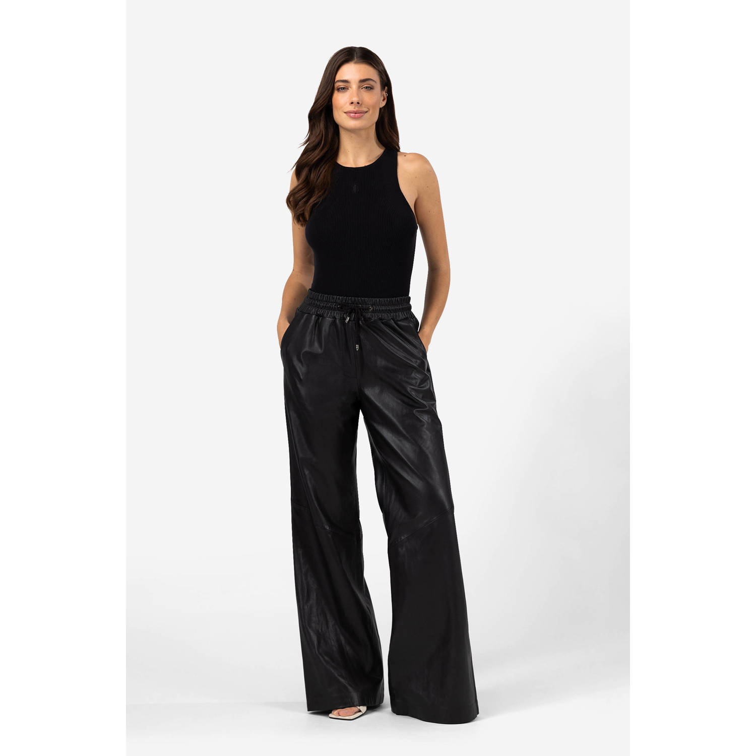 IBANA imitatieleren wide leg regular waist casual broek zwart