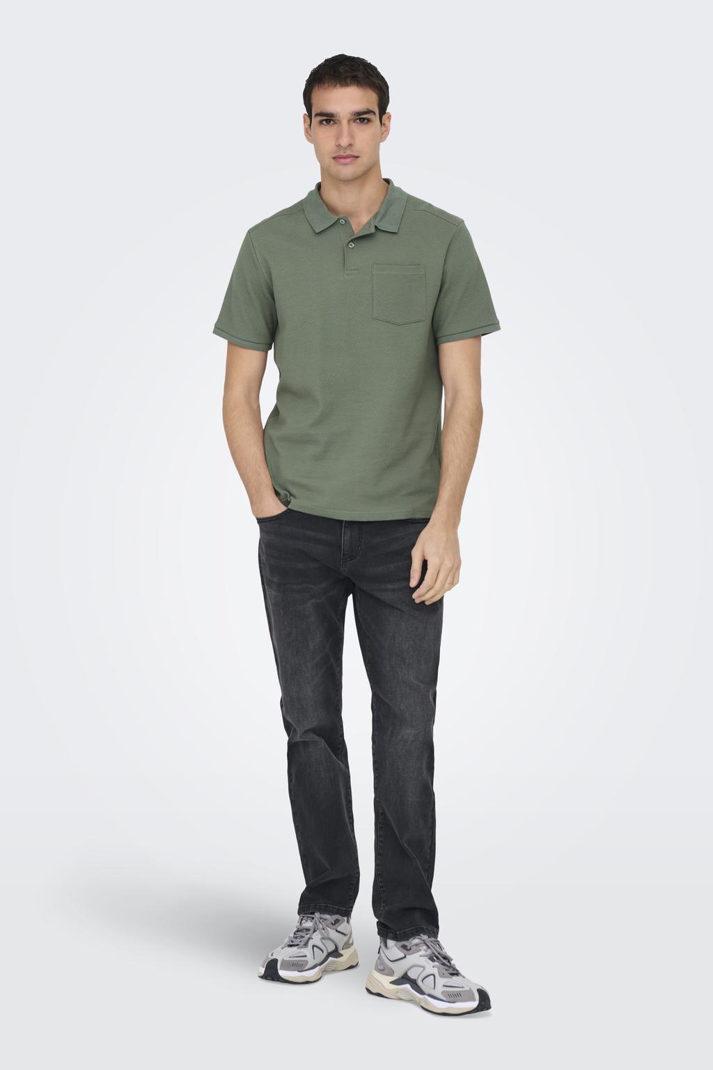 Groene heren ONLY & SONS regular polo van katoen met effen, korte mouwen, knoopsluiting en textuur