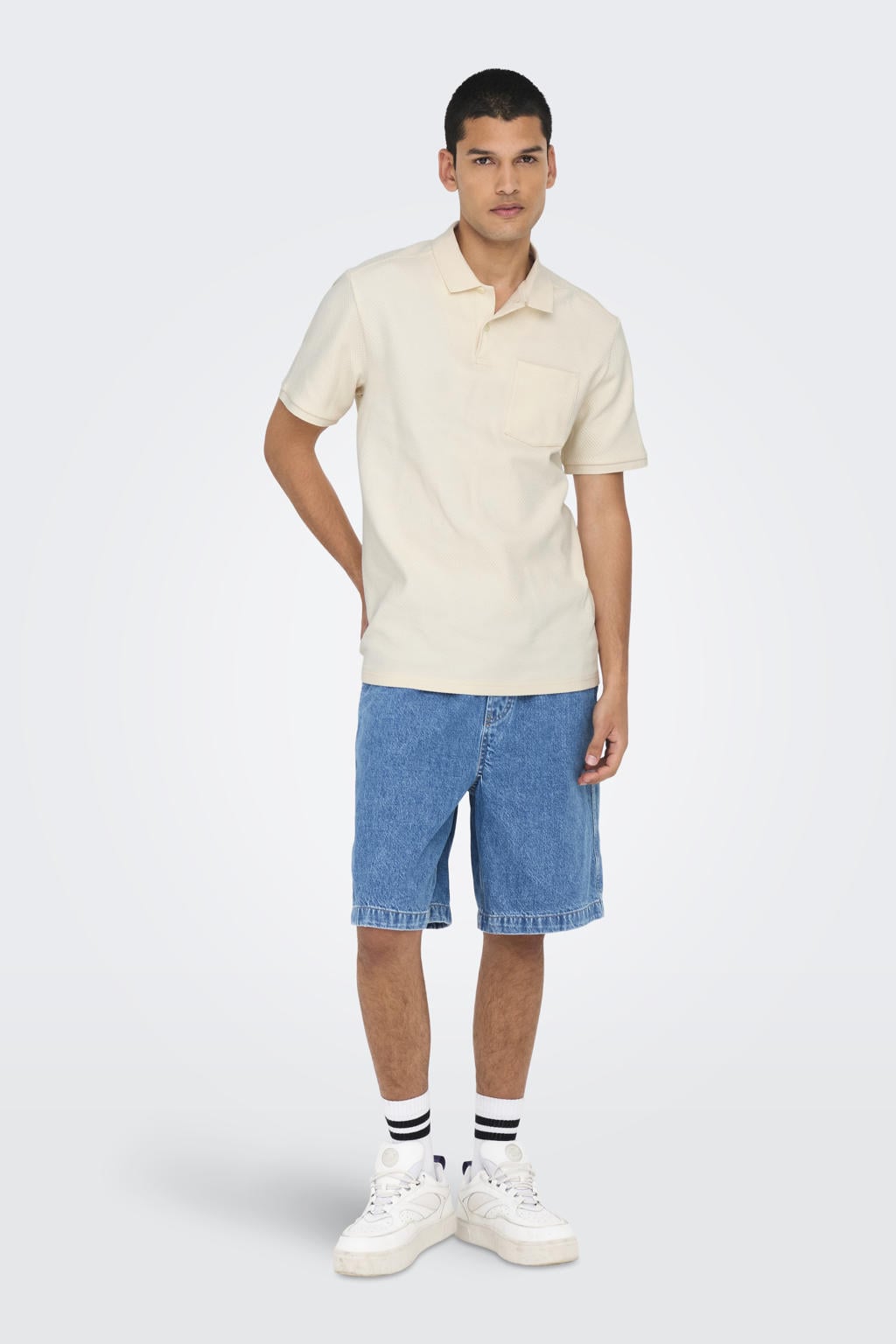 Ecru heren ONLY & SONS regular polo van katoen met effen, korte mouwen, knoopsluiting en textuur