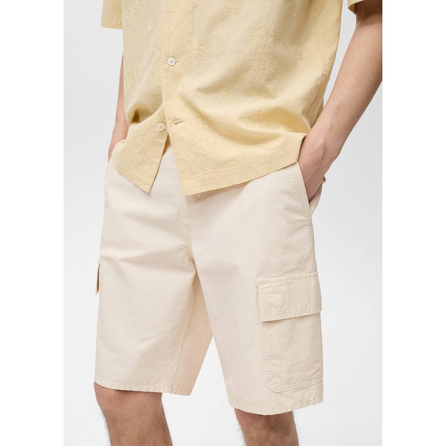 Mango Man loose cargo short ecru