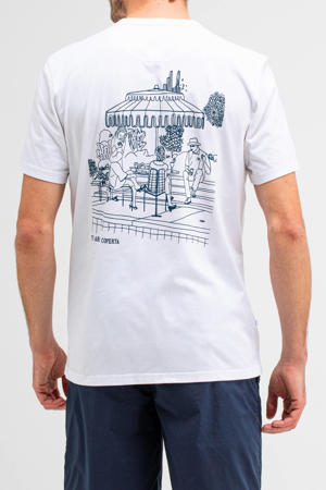 T-shirt wit