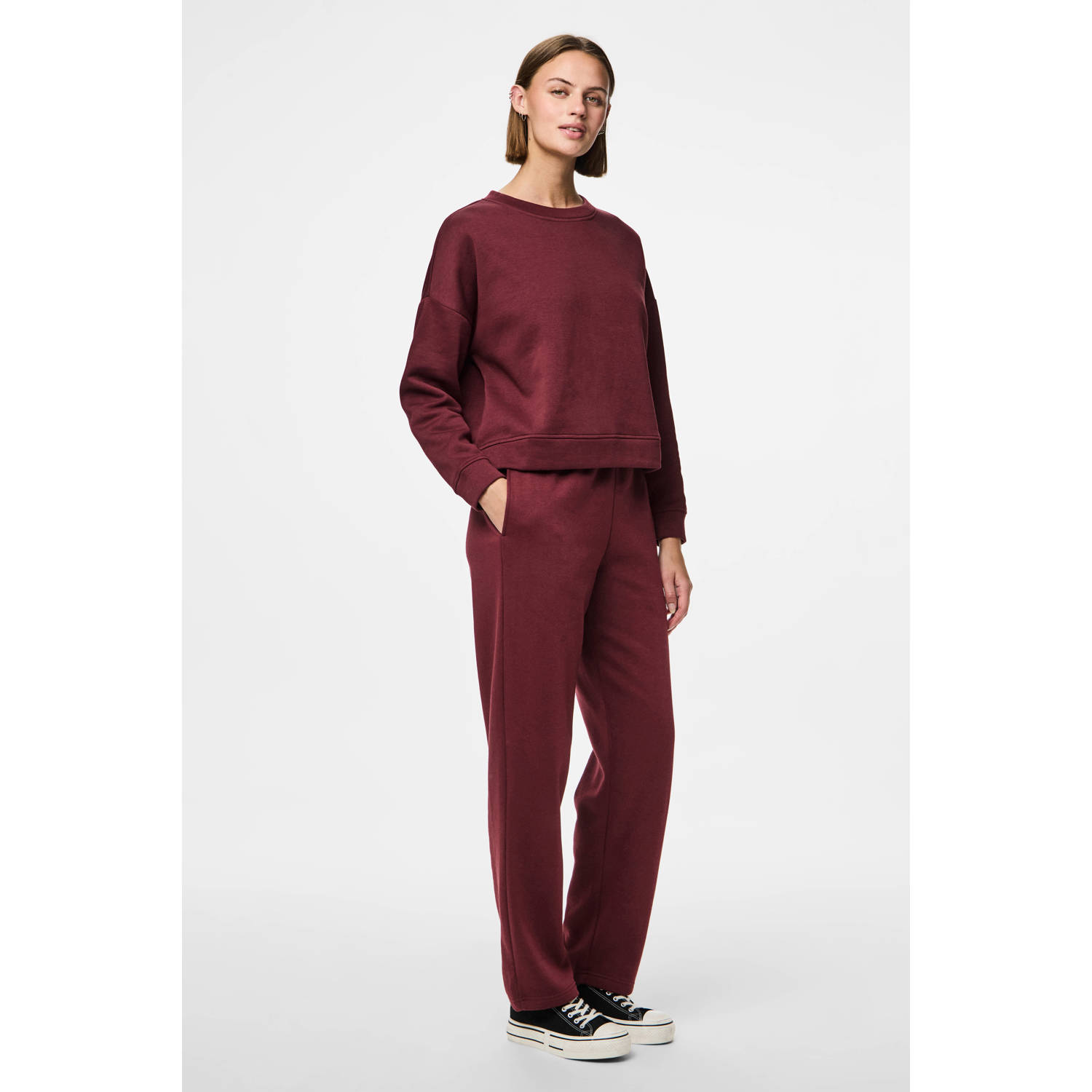 PIECES sweatpants PCCHILLI donkerrood