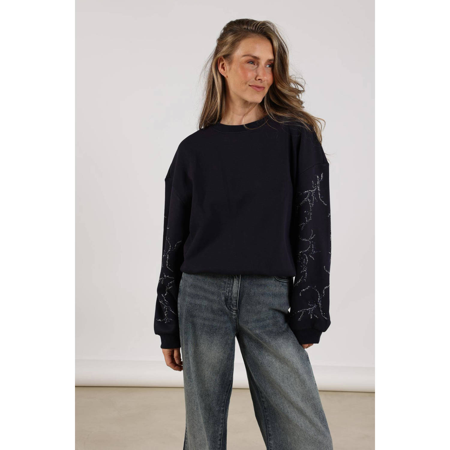 NUKUS sweater donkerblauw met glitter