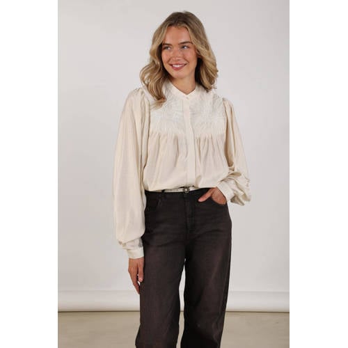 NUKUS satijnen blouse ecru afbeelding