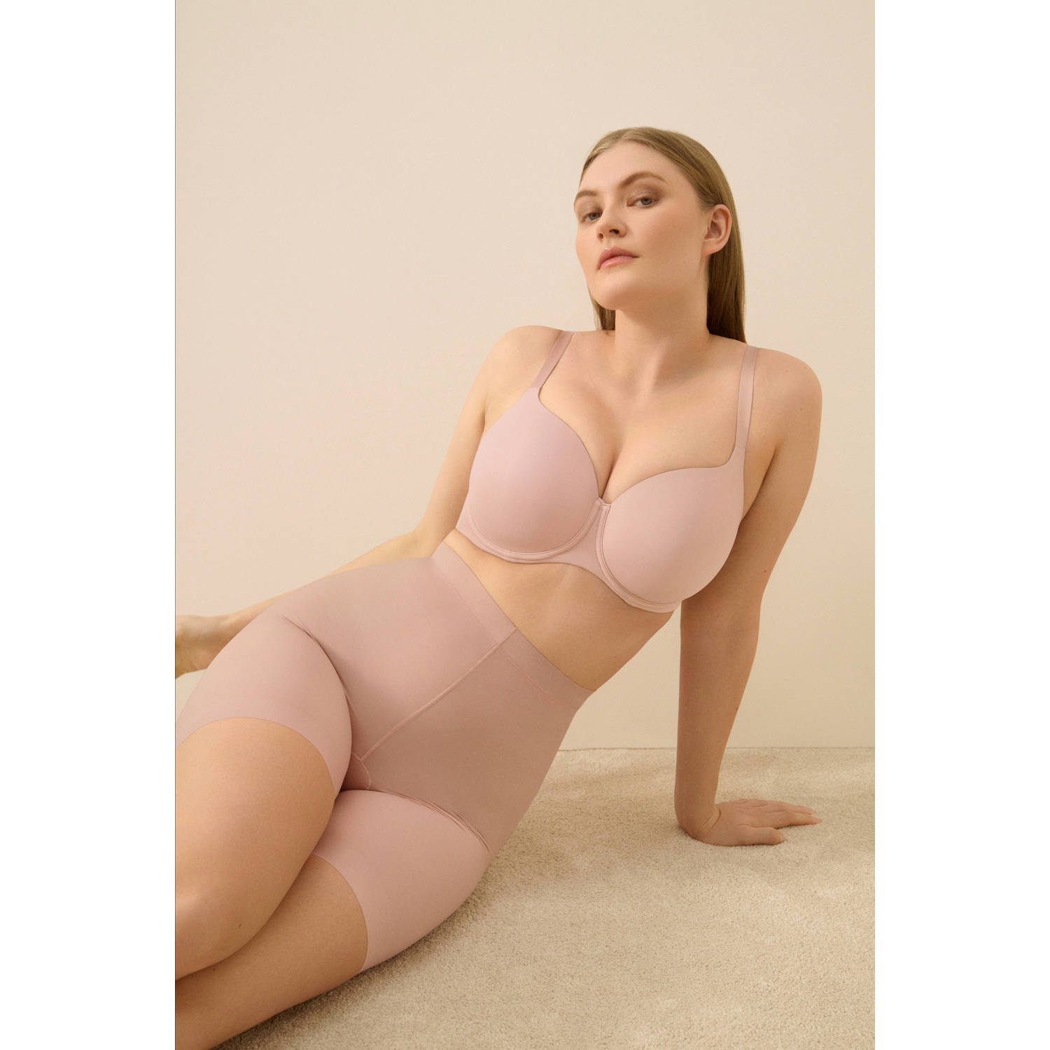 PrimaDonna corrigerende tailleshort Figuras lichtroze