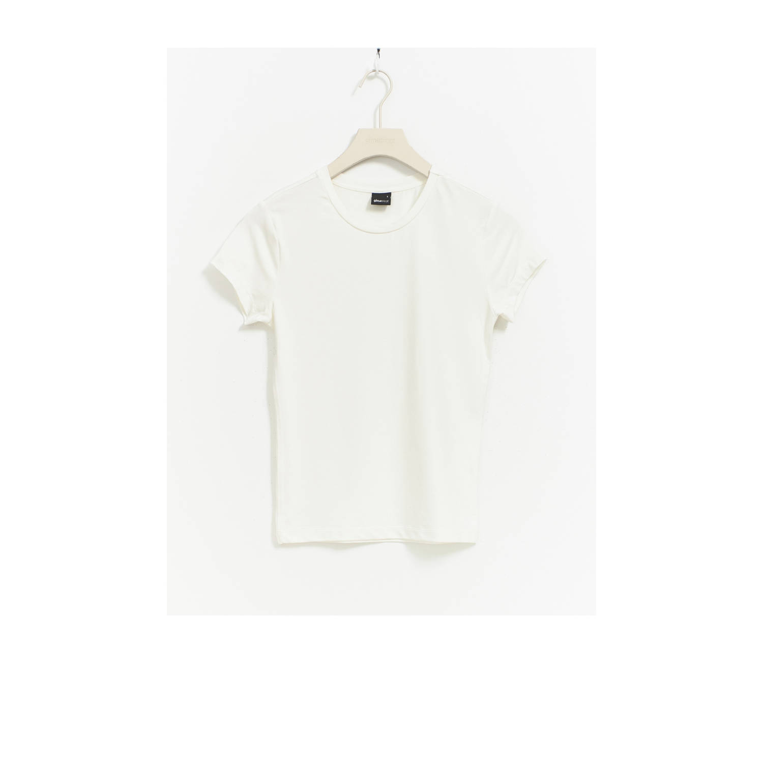 Gina Tricot T-shirt van een mix van viscose en elastaan met ronde hals