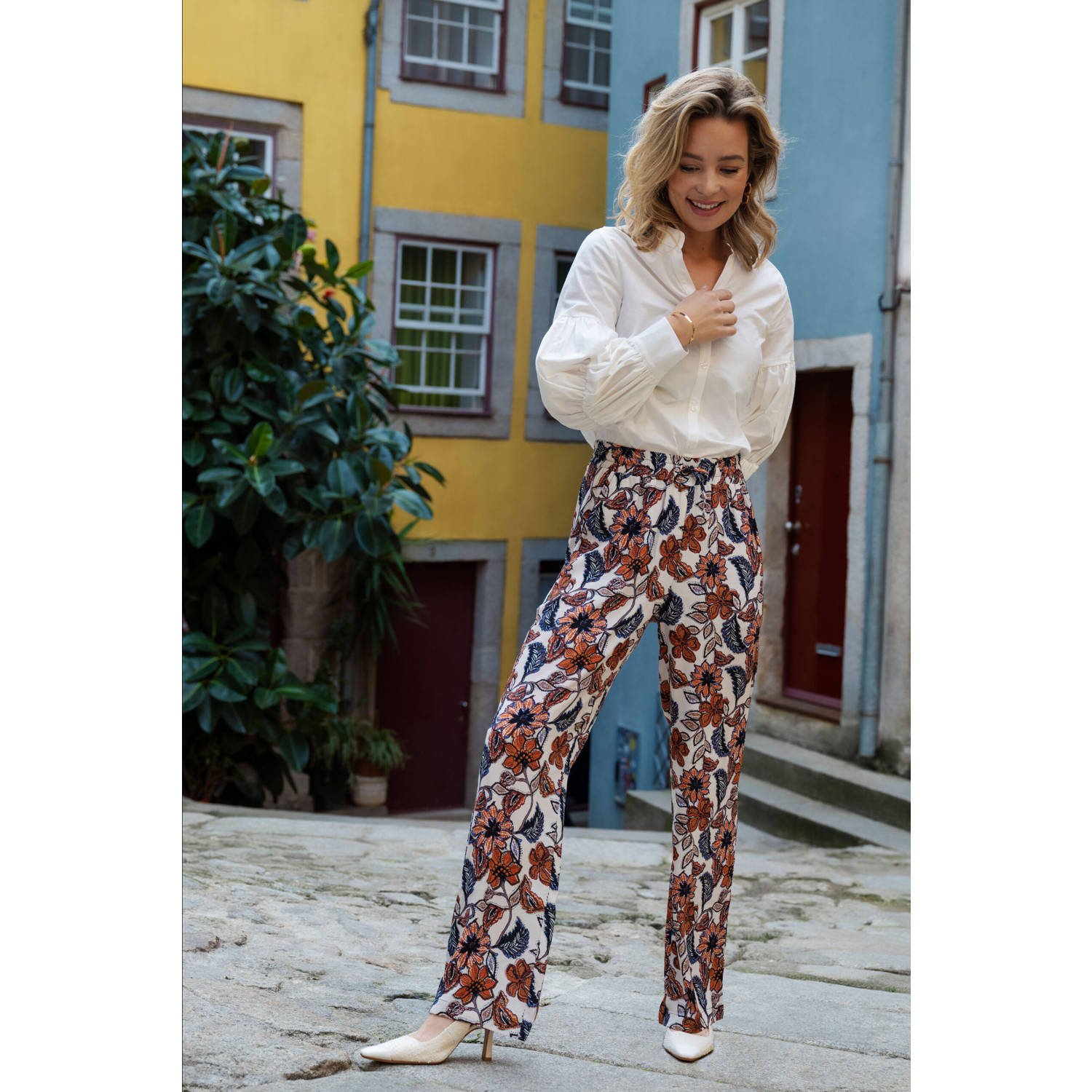 Elvira Collections straight regular waist broek donker oranje