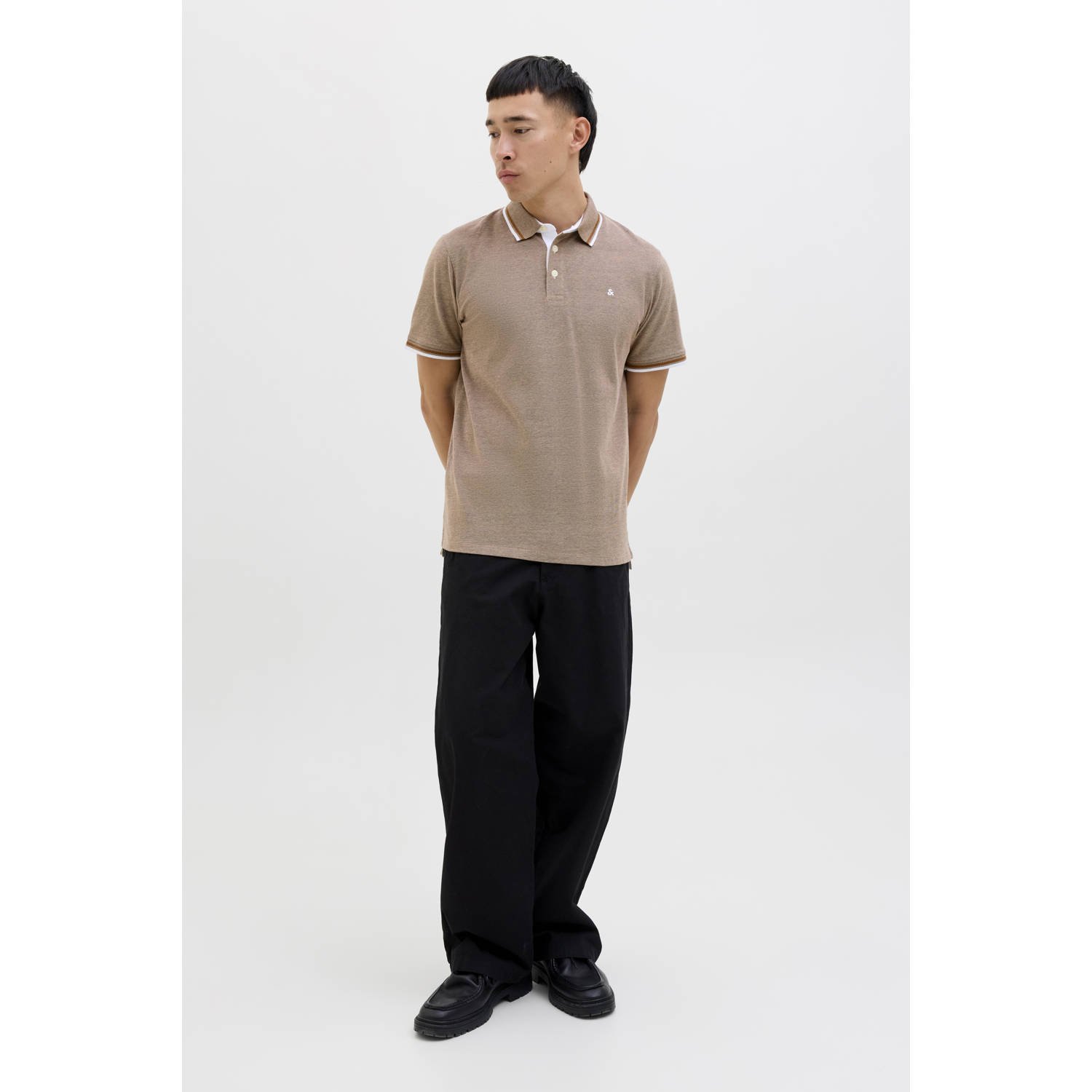JACK & JONES ESSENTIALS slim fit polo JJEPAULOS lichtbruin