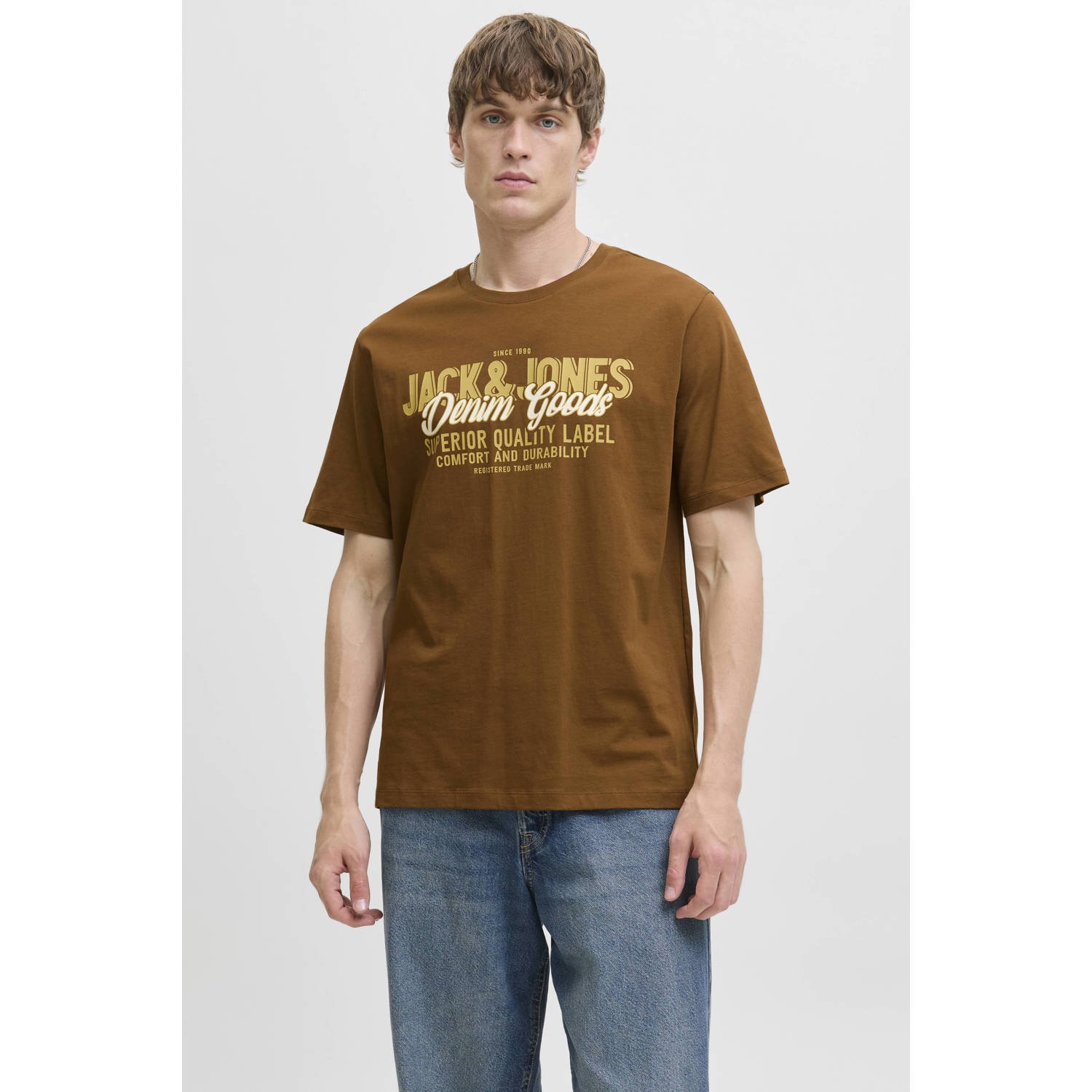 JACK & JONES ESSENTIALS T-shirt bruin