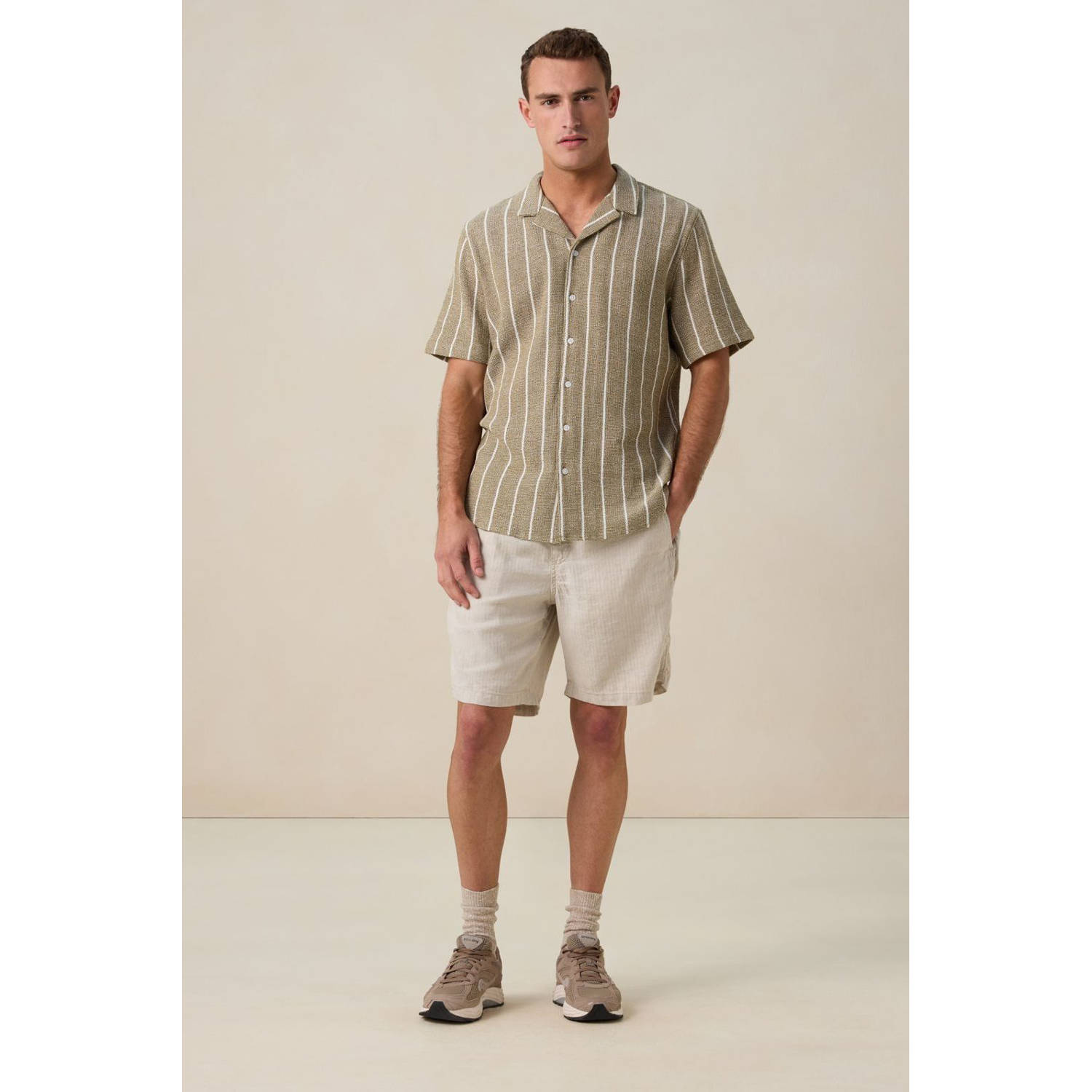 Sissy-Boy loose casual short ecru