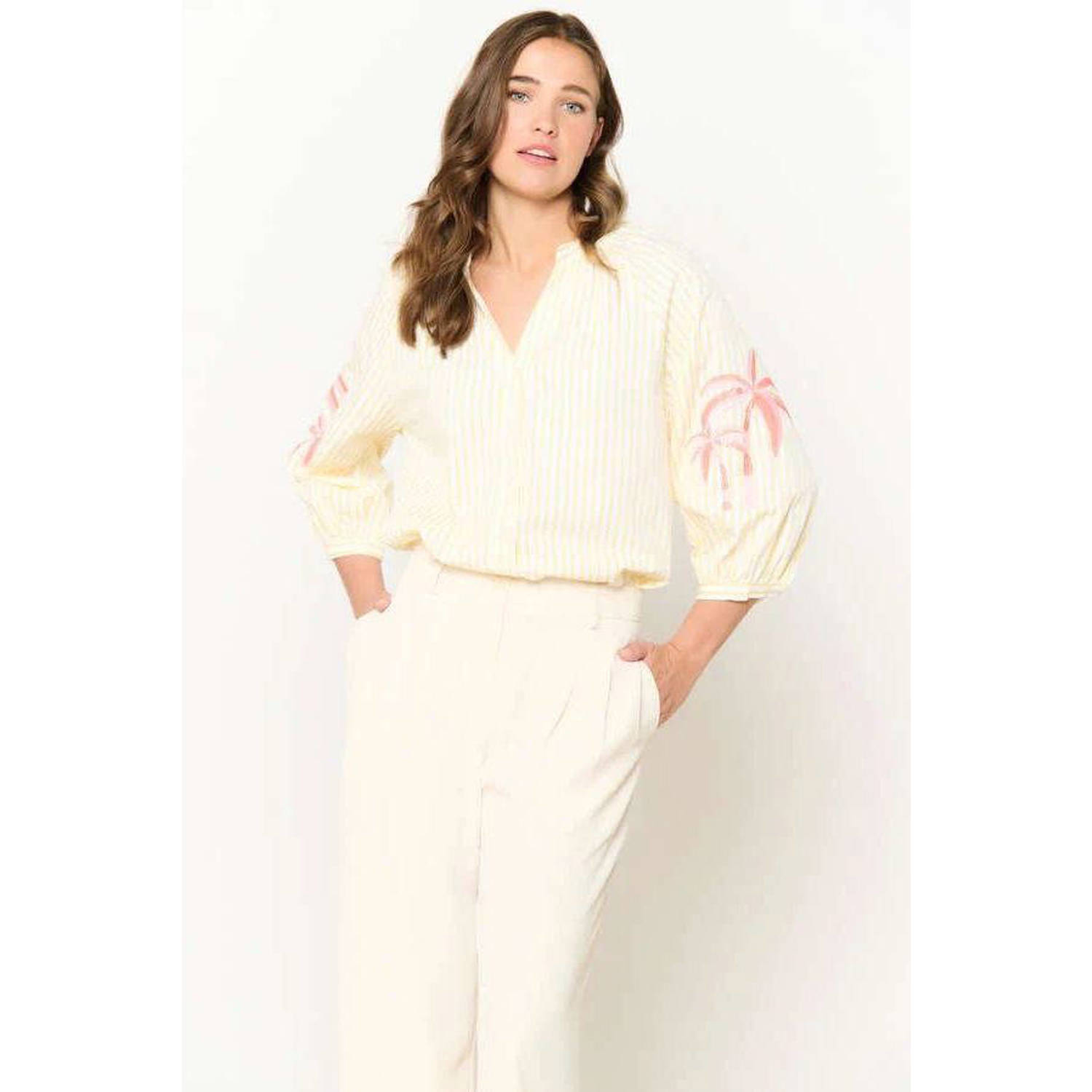 LOLALIZA blouse lichtgeel