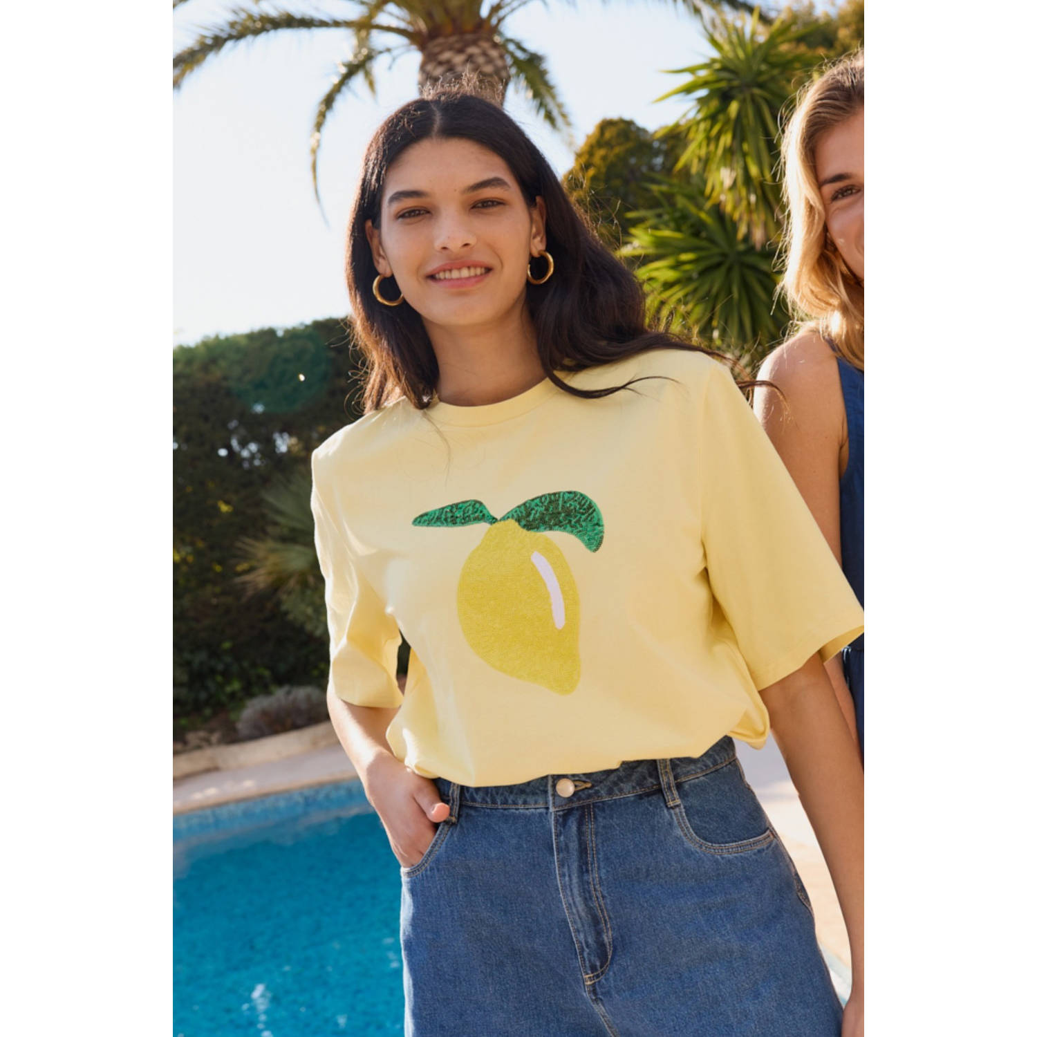 LOLALIZA T-shirt lichtgeel