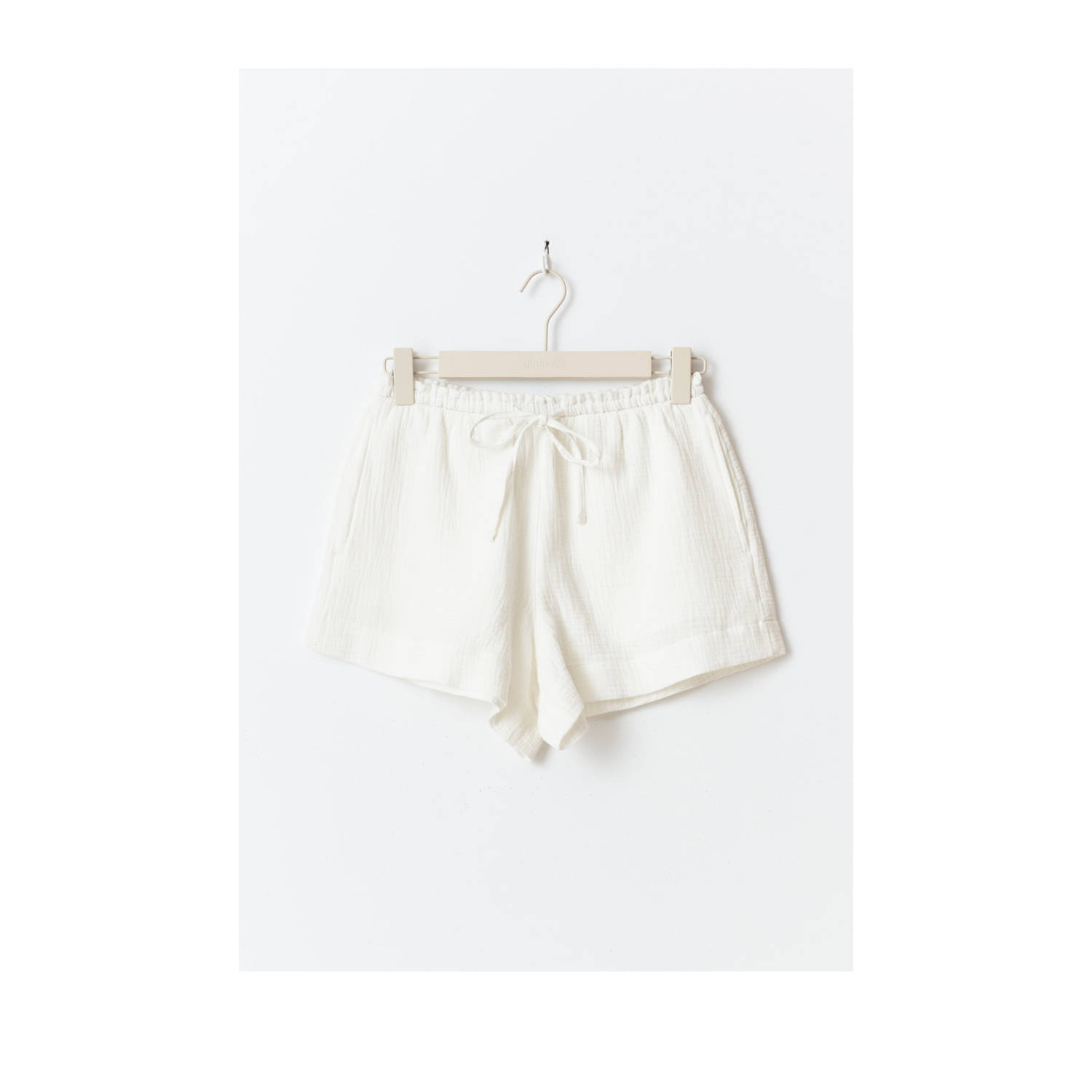 Gina Tricot Flared korte broek met structuurmotief model 'Gauze'