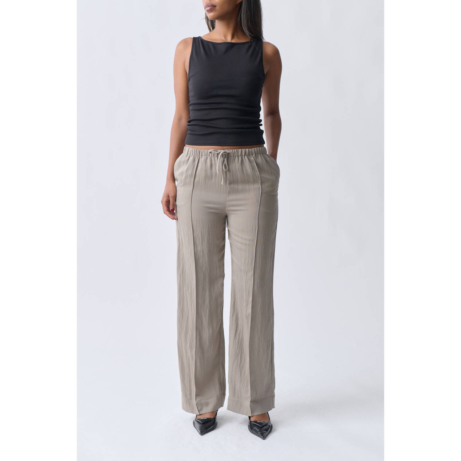 Gina Tricot wide leg regular waist broek kaki