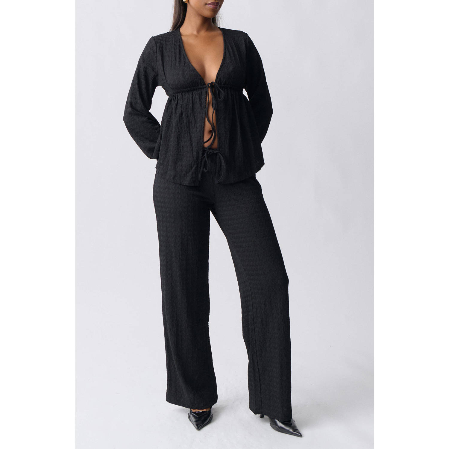 Gina Tricot wide leg regular waist broek zwart