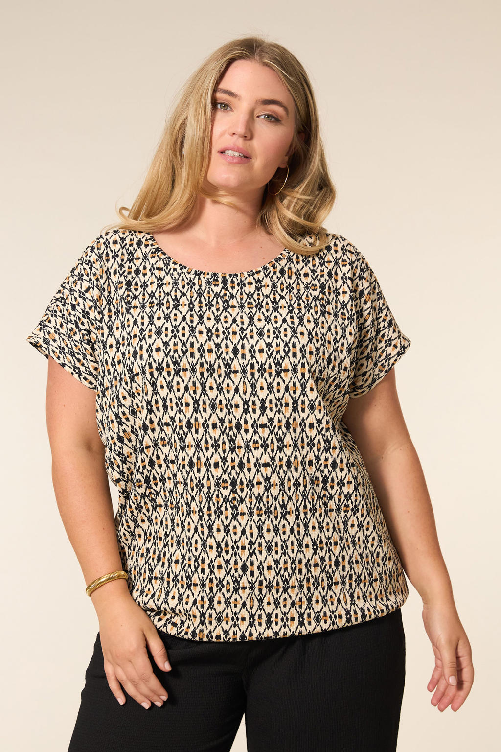 Zandkleurige dames Miss Etam Plus top van polyester met korte mouwen
