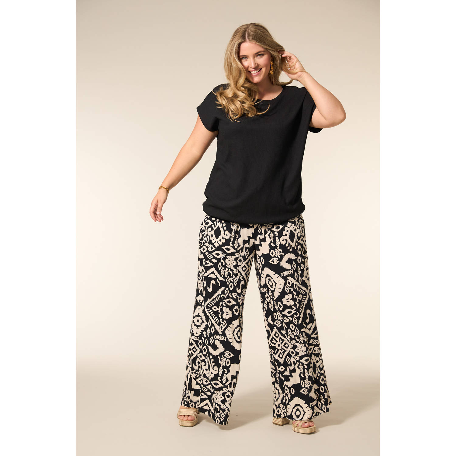 Miss Etam Plus top zwart