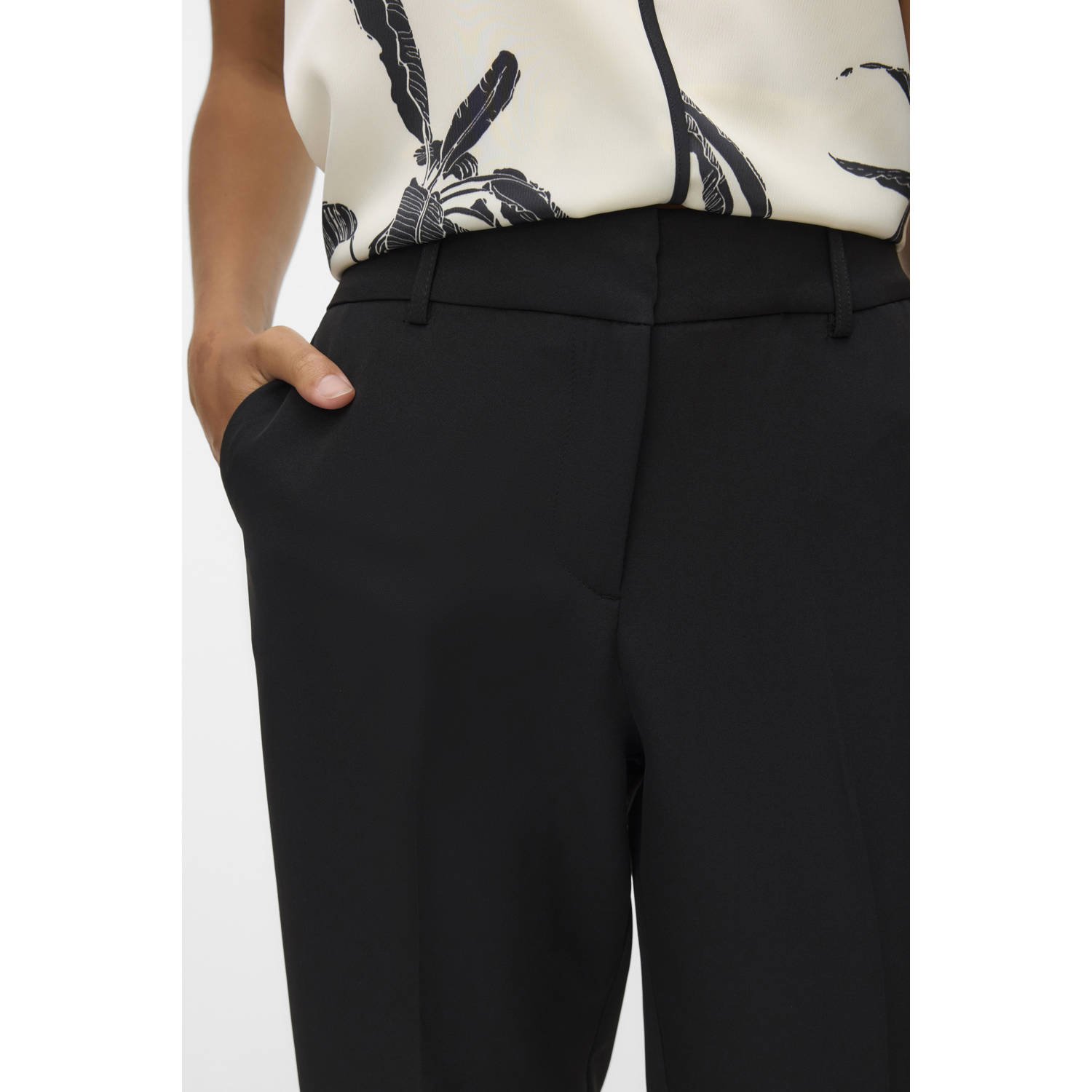 VERO MODA tapered regular waist broek zwart