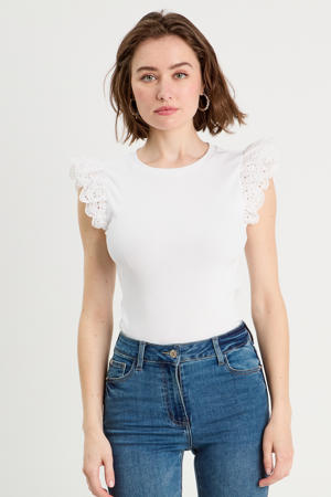 mouwloze top wit broderie
