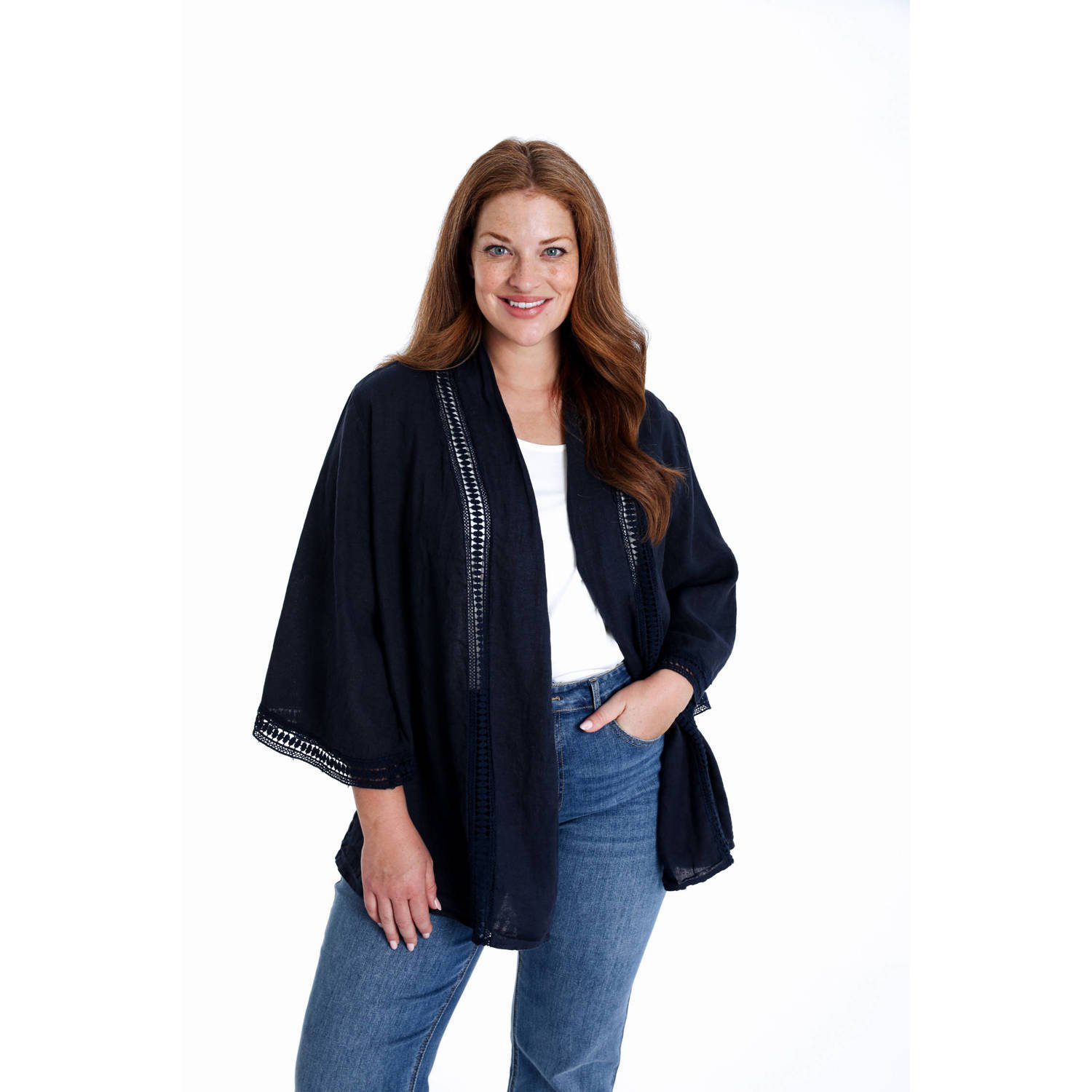 Paprika linnen vest donkerblauw broderie