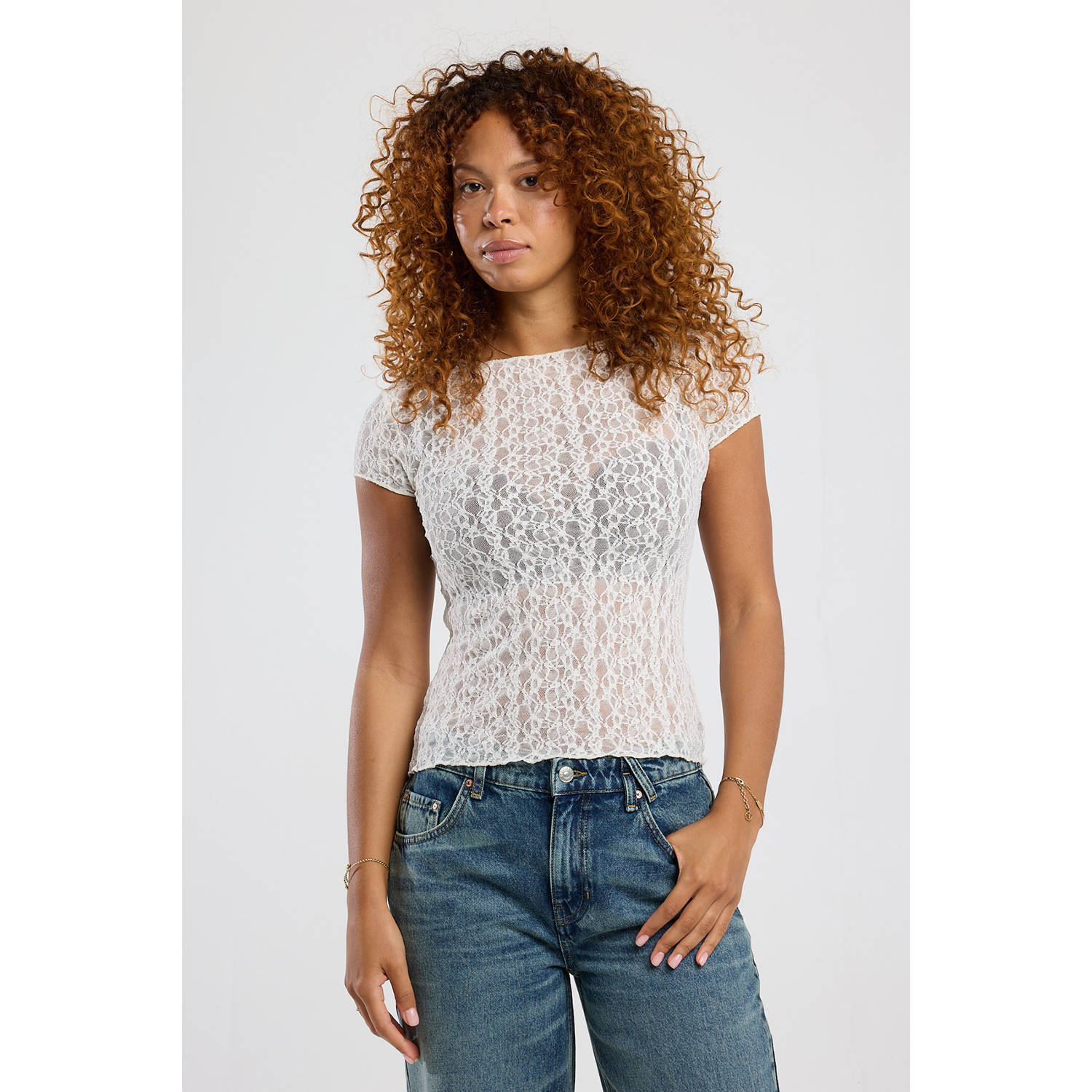 America Today top beige