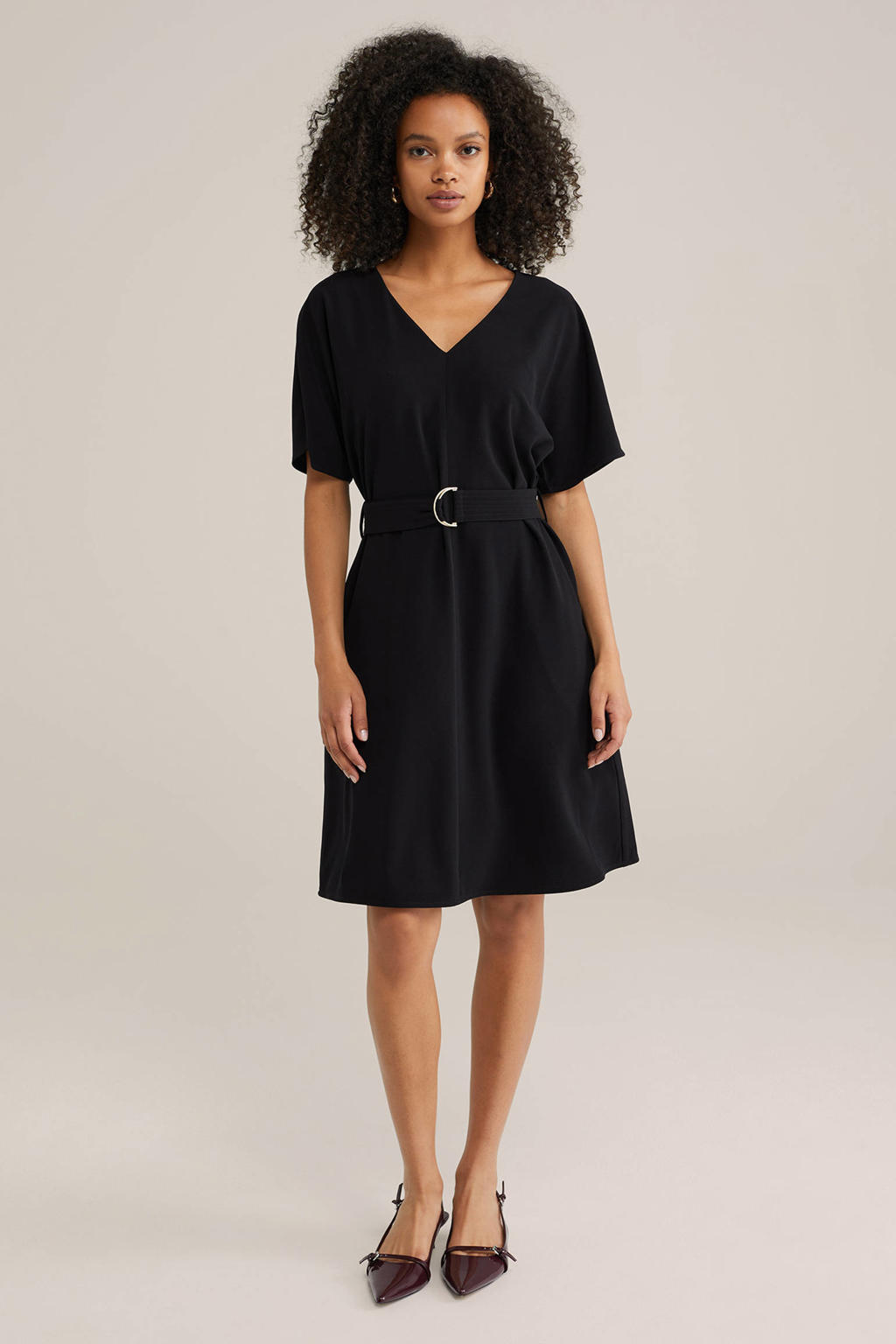 Zwarte dames WE Fashion jurk van polyester met effen, korte mouwen en V-hals