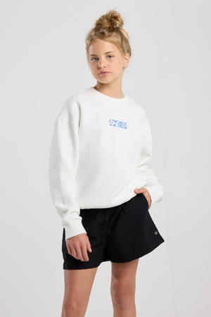 sweater wit