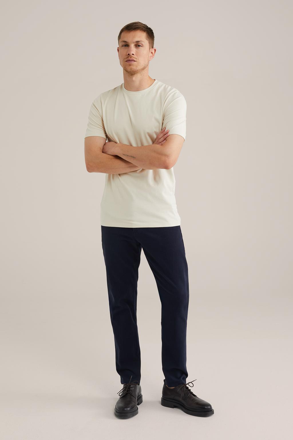 Ecru heren WE Fashion slim T-shirt van stretchkatoen met effen, korte mouwen en ronde hals