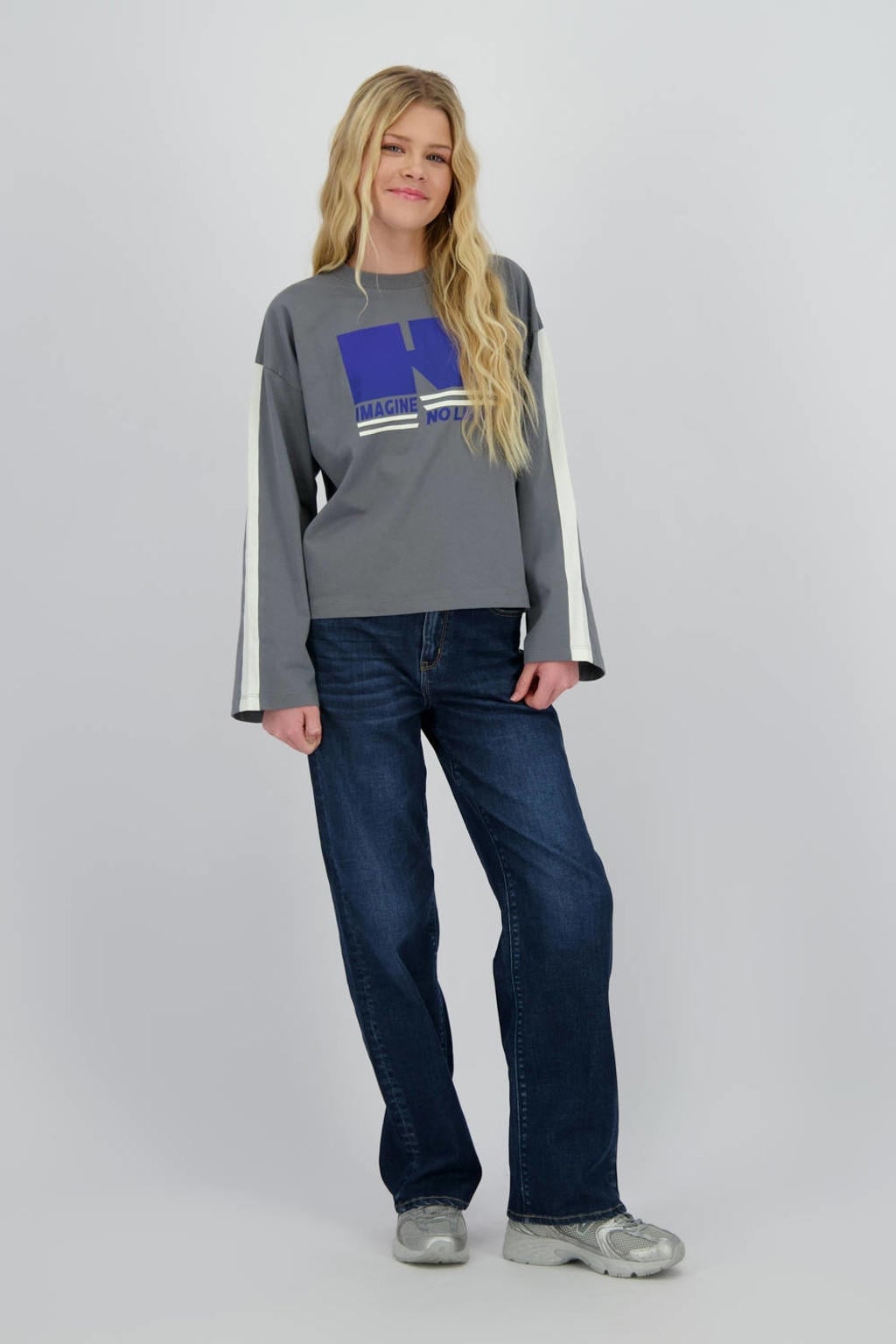 Grijs en witte meisjes Raizzed longsleeve van katoen met printopdruk, lange mouwen, ronde hals en contrast bies