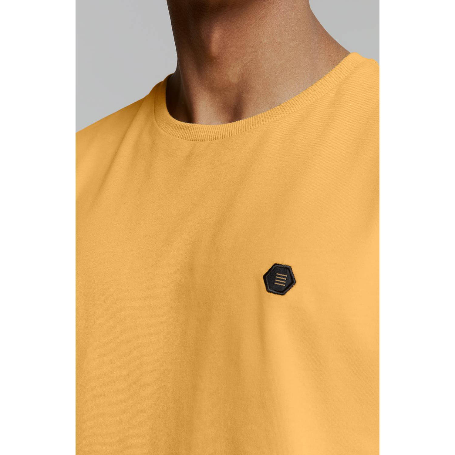 No Excess T-shirt geel