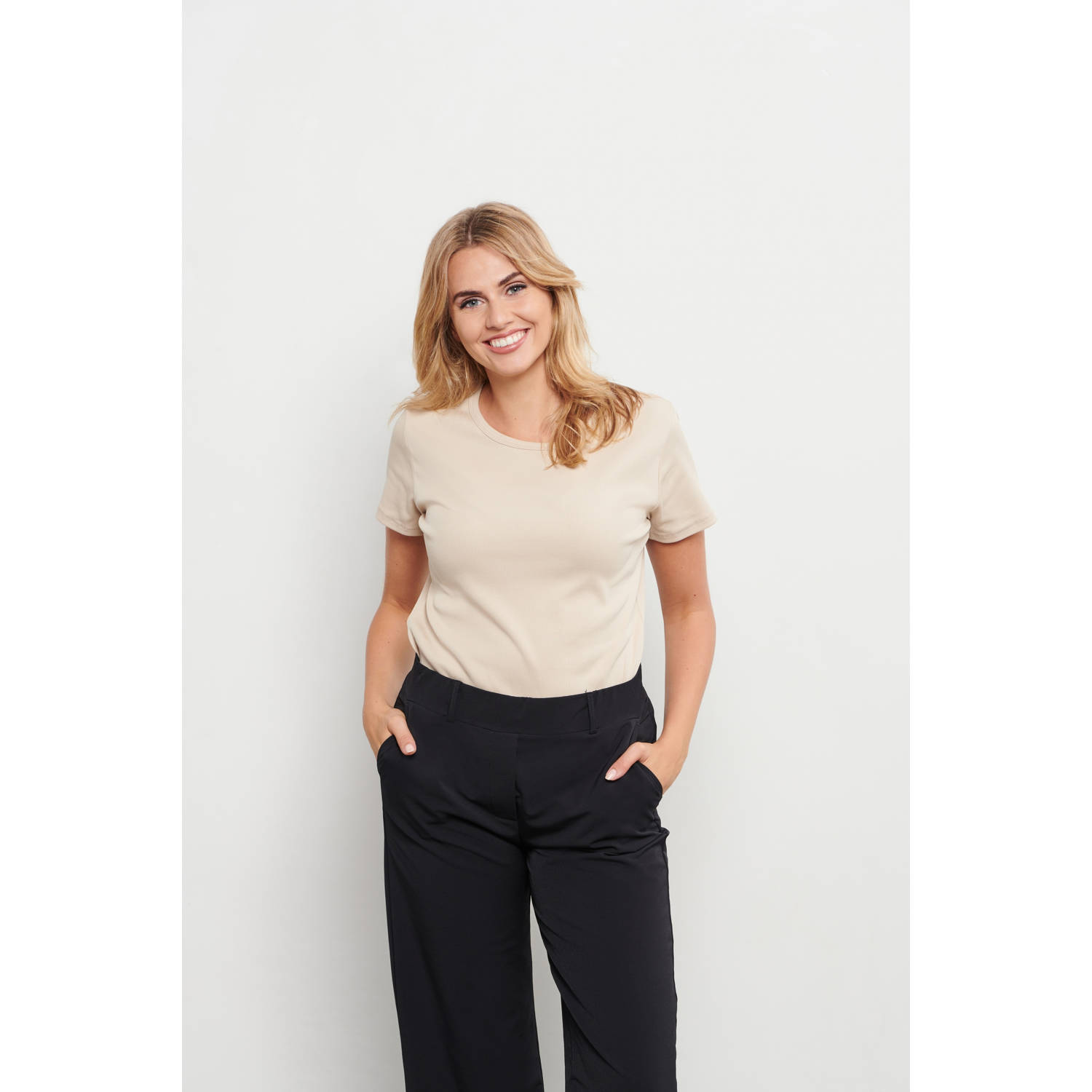 &Co Woman top zand