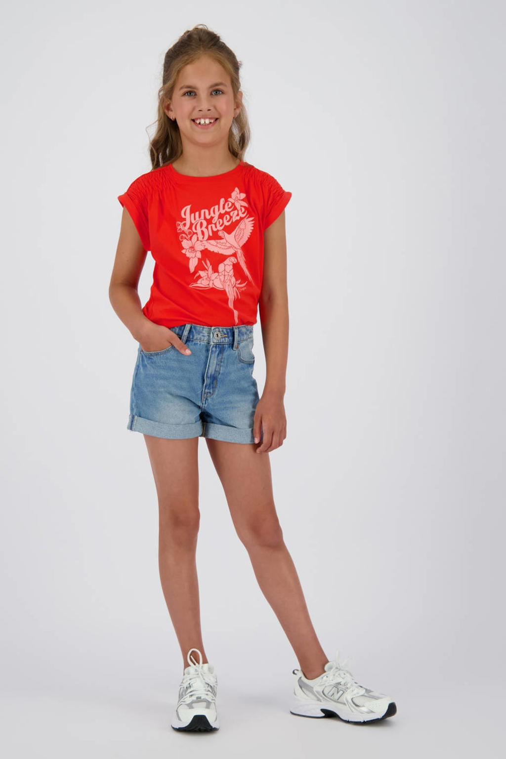 Medium blue denim meisjes Vingino short van denim met rits- en knoopsluiting en effen