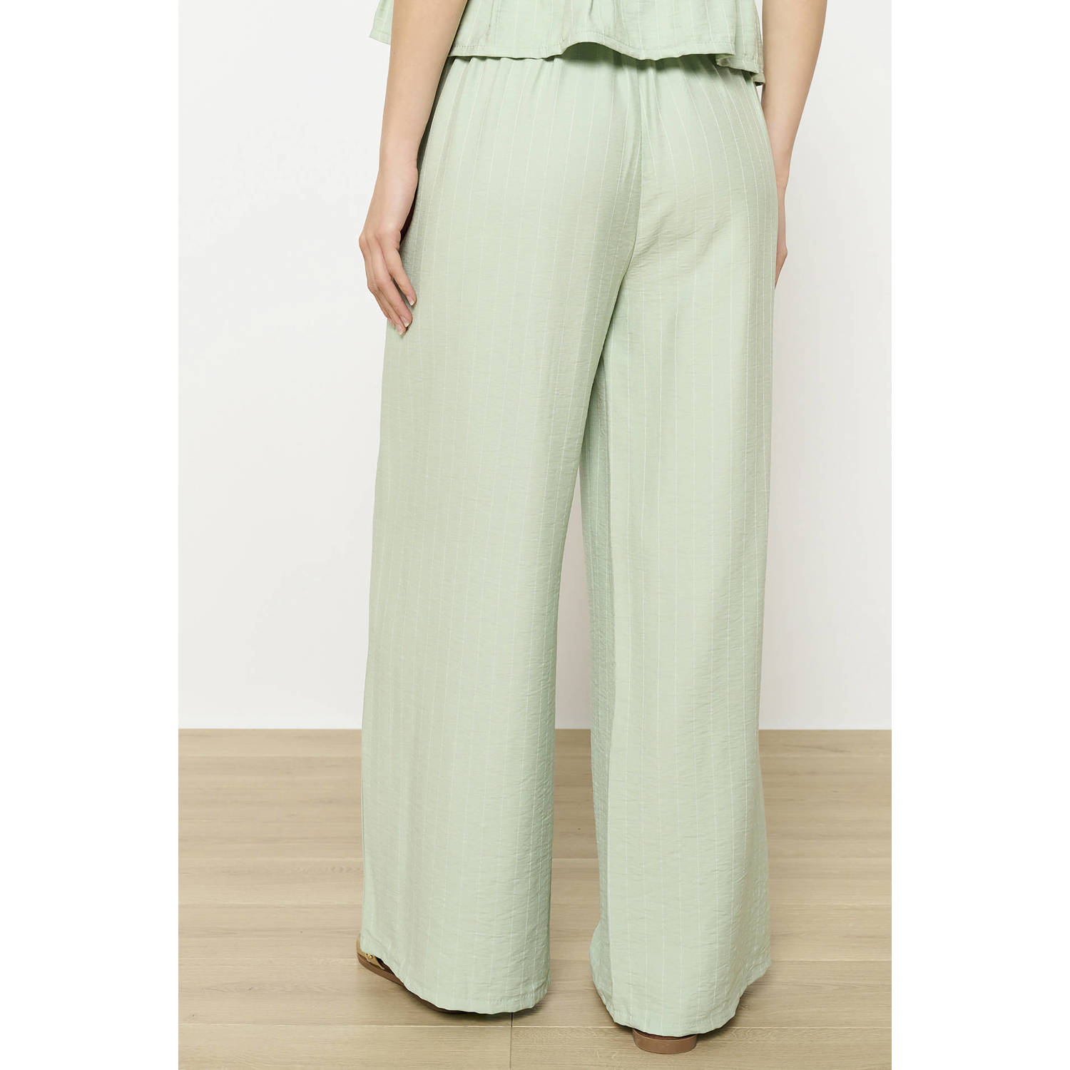 LOLALIZA wide leg high waist pantalon mintgroen