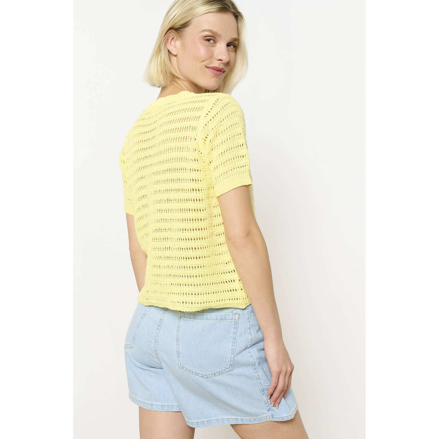 LOLALIZA top lichtgeel crochet