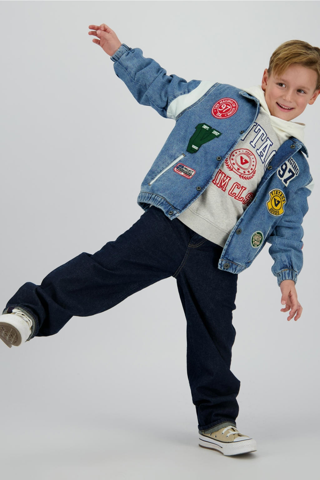 Dark blue denim jongens Vingino loose fit jeans dark blue van denim met effen