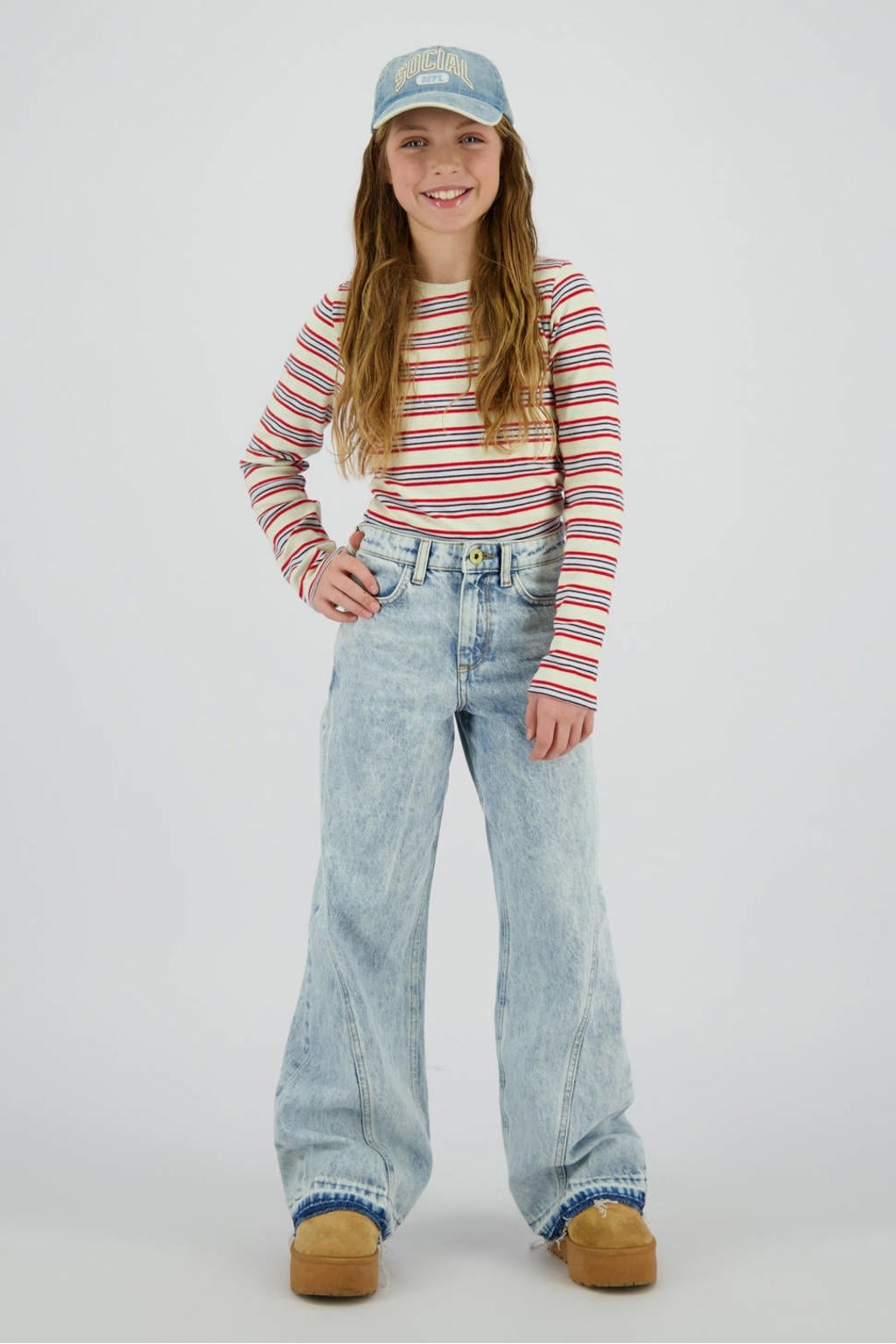 Light blue denim meisjes Vingino wide leg jeans van denim met rits- en knoopsluiting en effen