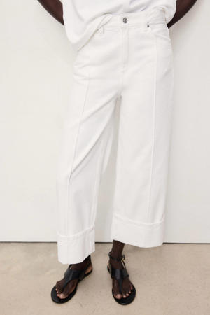 wide leg jeans wit