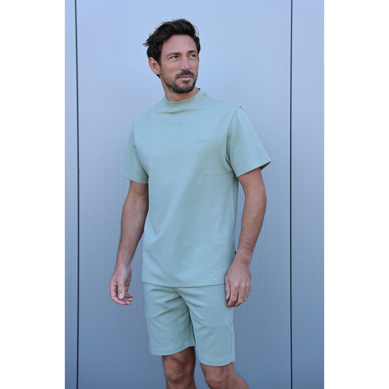 Kultivate relaxed fit T-shirt grijsgroen