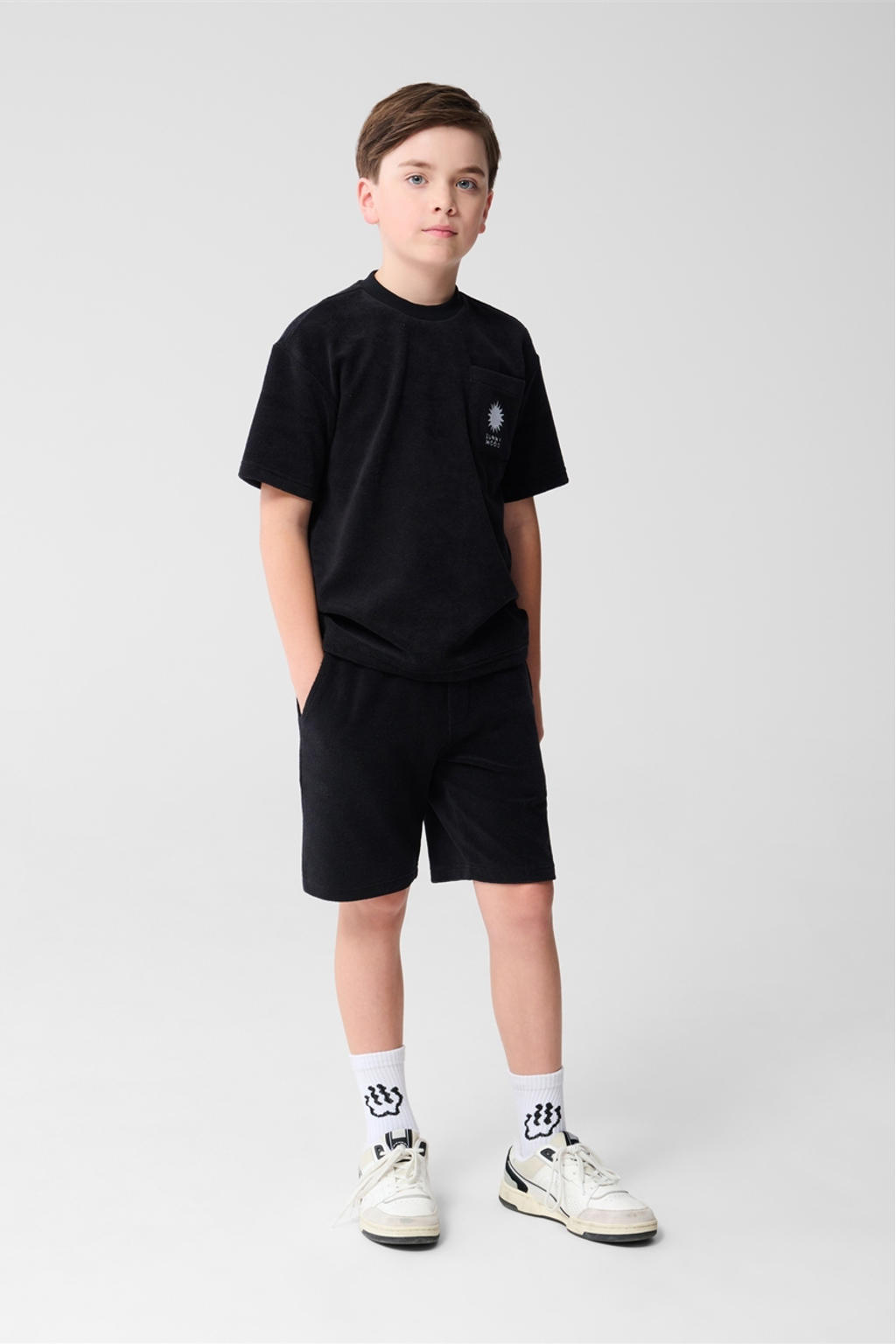 Zwarte jongens Shoeby regular sweatshort van katoen met elastische tailleband met koord en effen