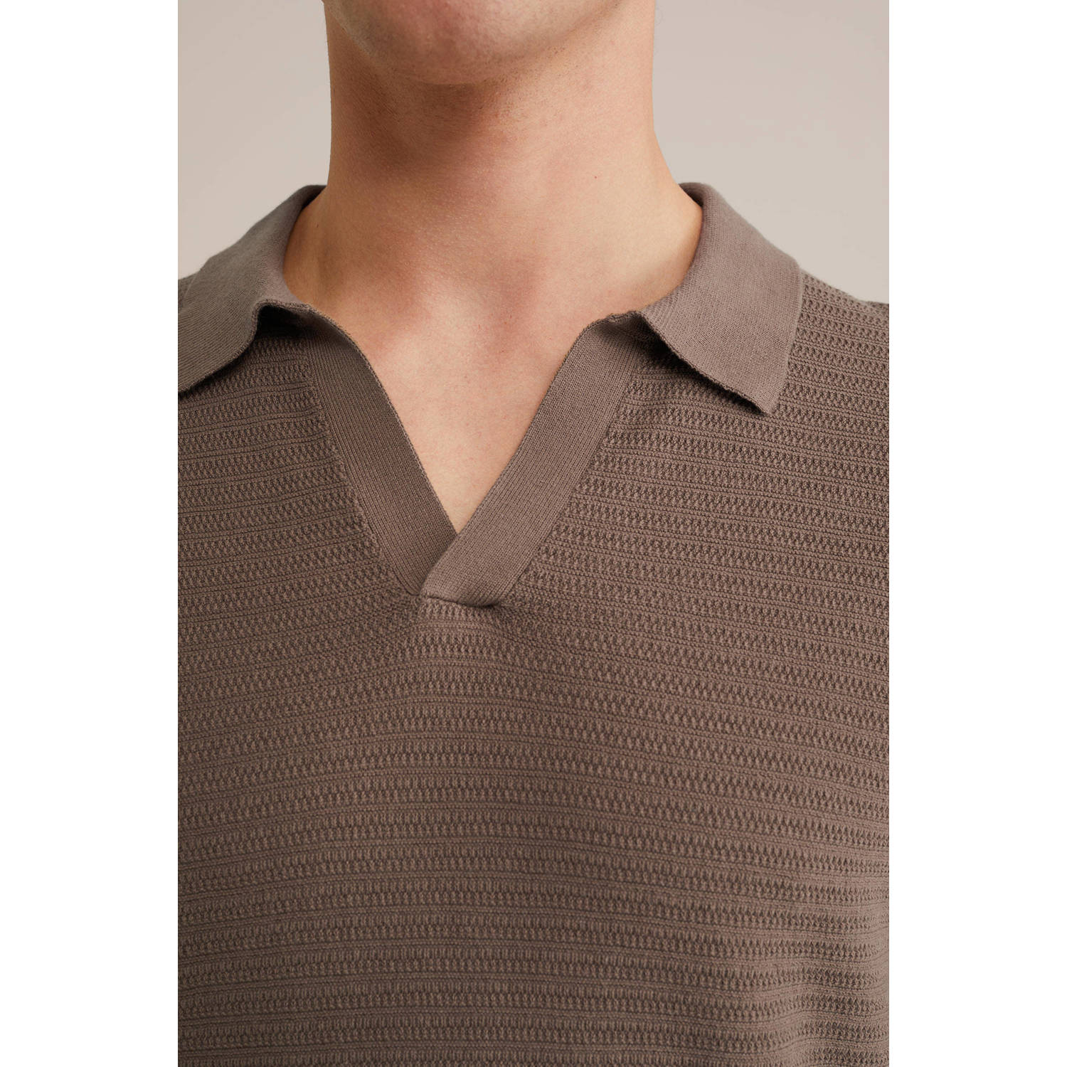 WE Fashion regular polo met ingebreid patroon bruin