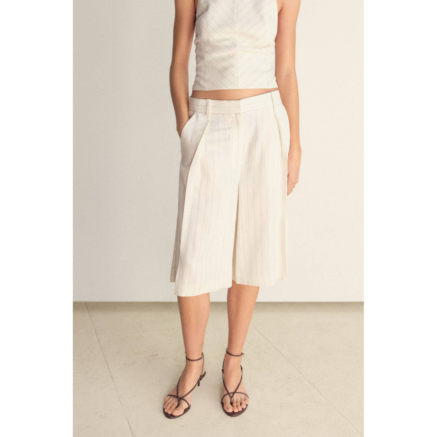 Mango linnen wide leg high waist bermuda short ecru