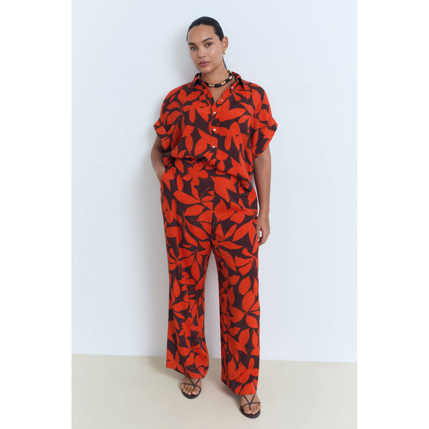 Mango straight regular waist casual broek rood