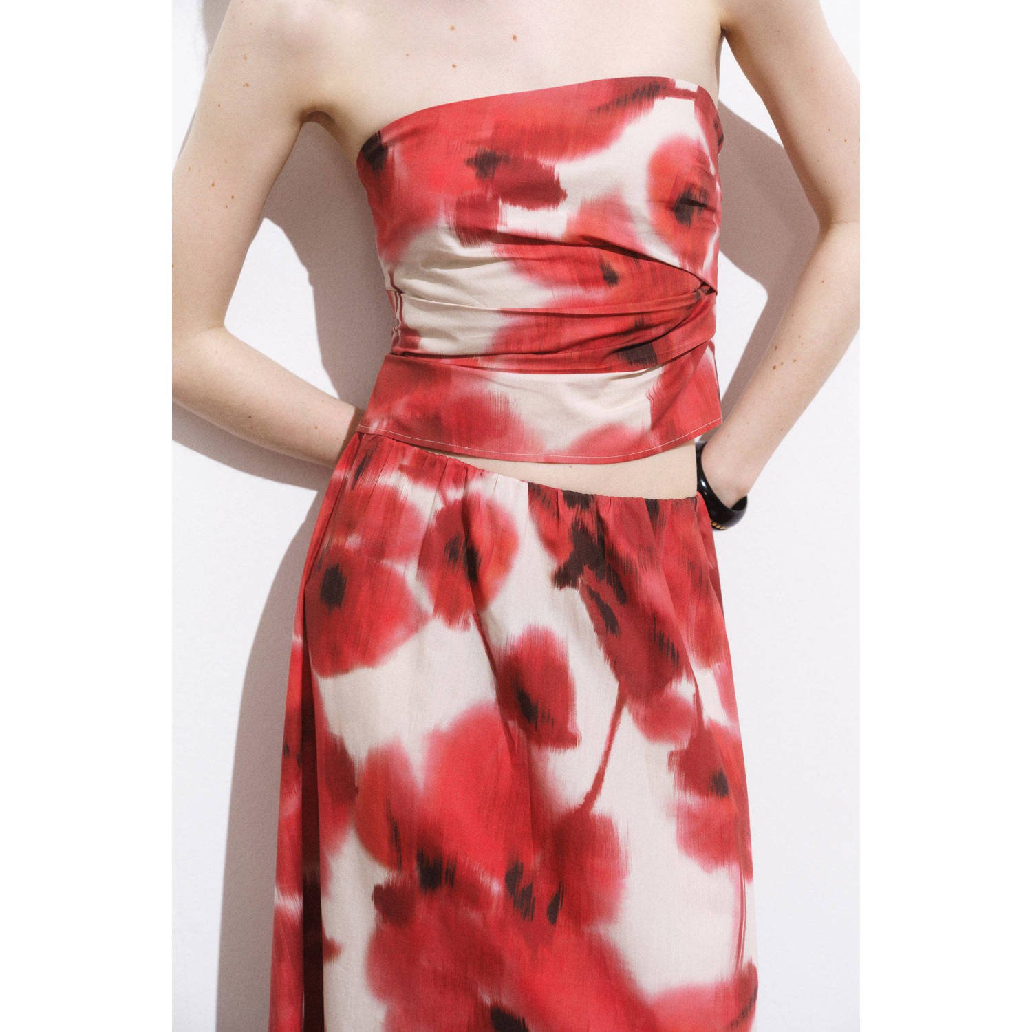 Mango top rood