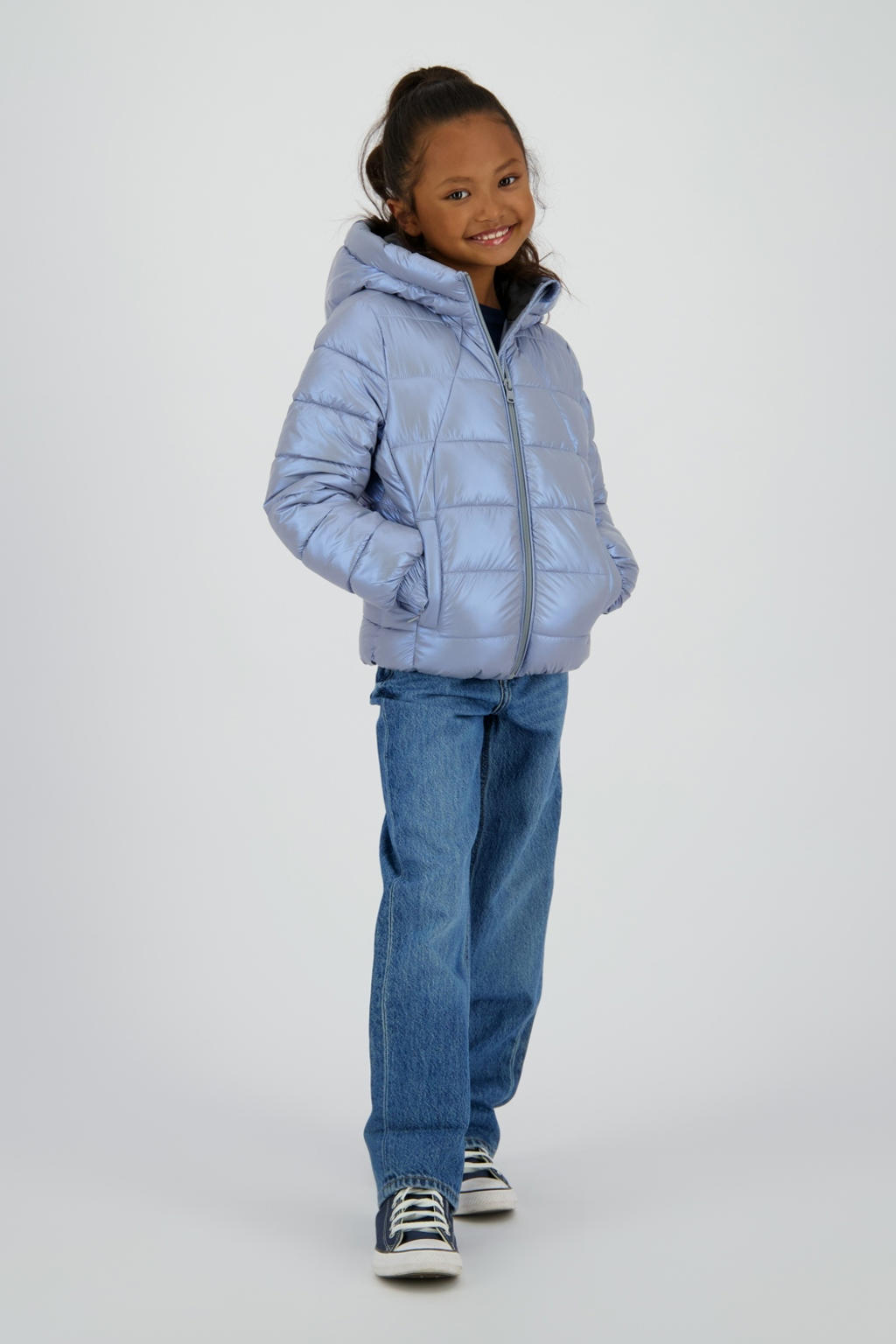 Blauwe meisjes Vingino gewatteerde jas van nylon met effen, lange mouwen, capuchon, ritssluiting en glimmend detail