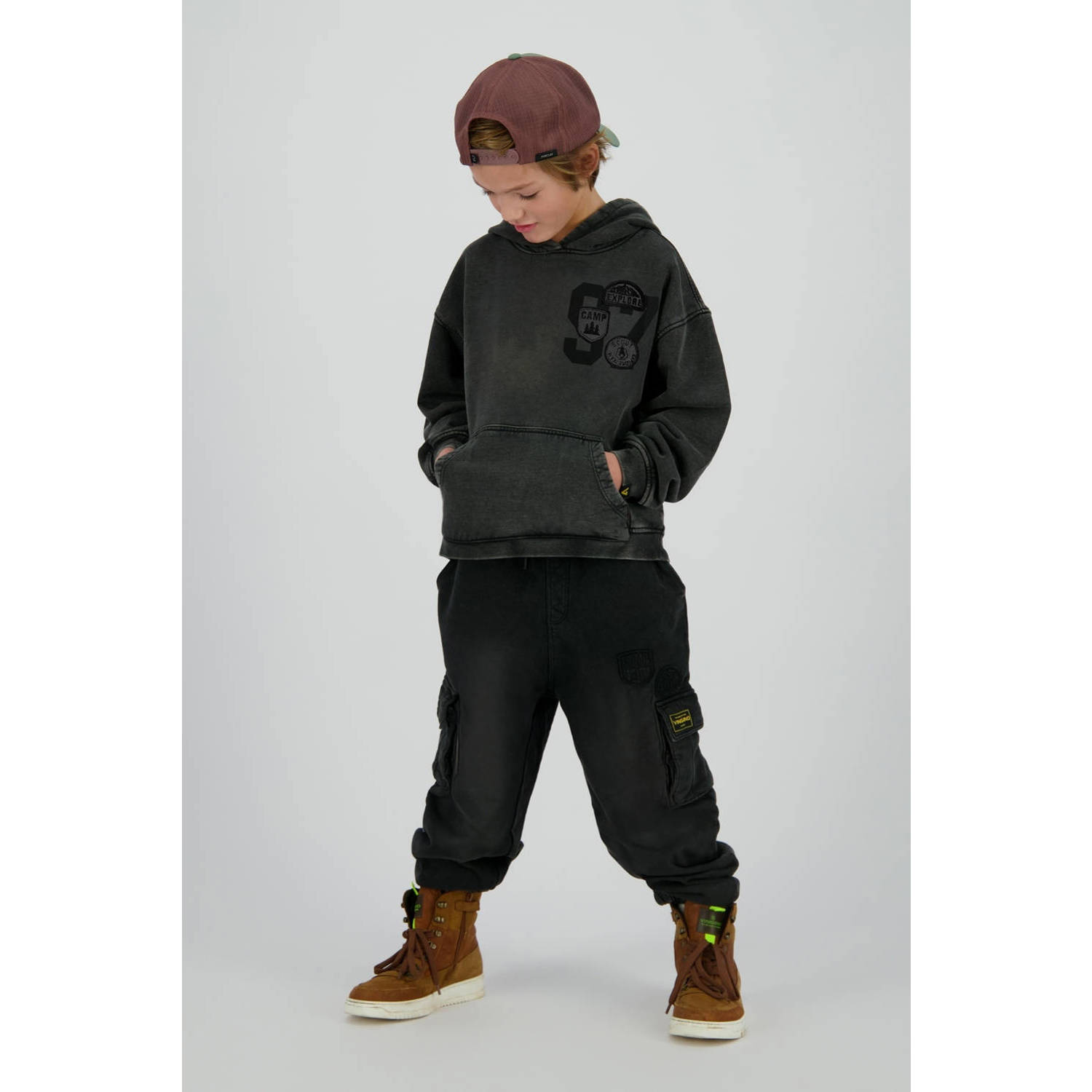 Vingino regular casual broek zwart
