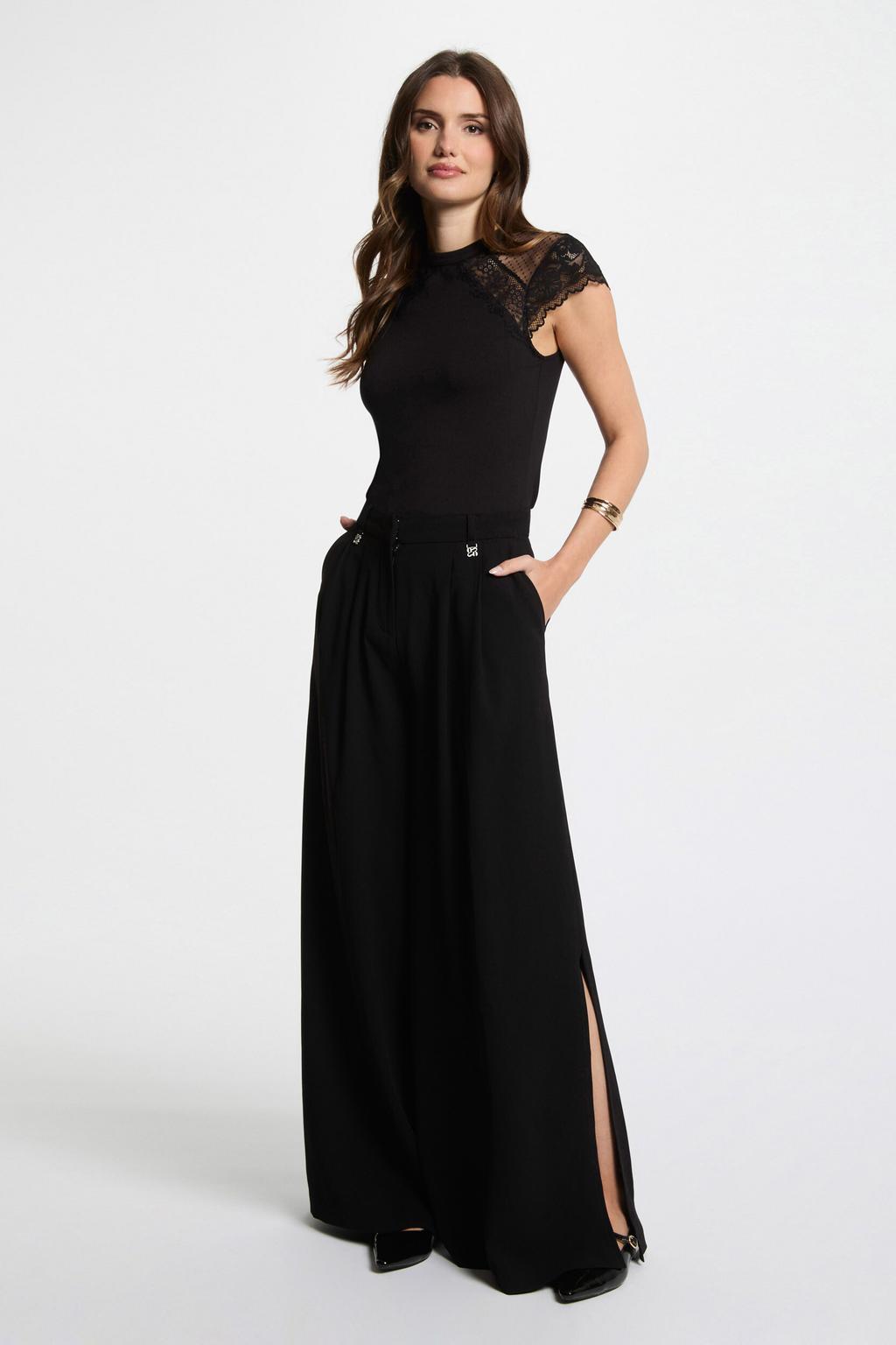 Zwarte dames Morgan top van viscose met effen, korte mouwen en ronde hals
