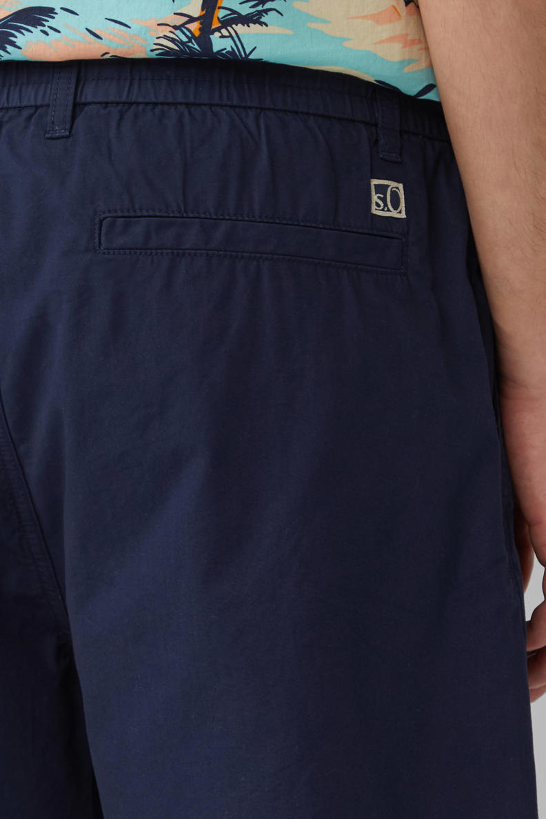QS by s.Oliver JOHN BERMUDA À LA - Shorts - tiefblau/dunkelblau QS by s.Oliver JOHN BERMUDA À LA - Shorts - tiefblau/dunkelblau